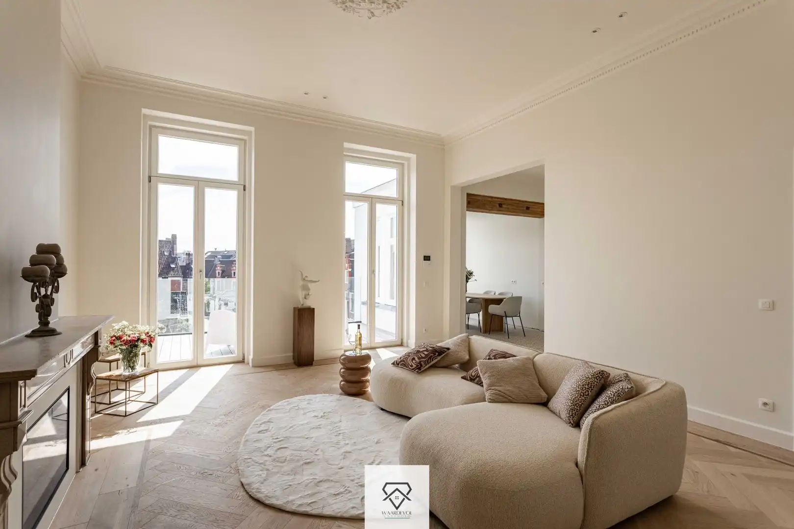 The Grand Boutique — Tijdloze grandeur met unieke buitenruimte in hartje Gent foto {{pictureIndex}}