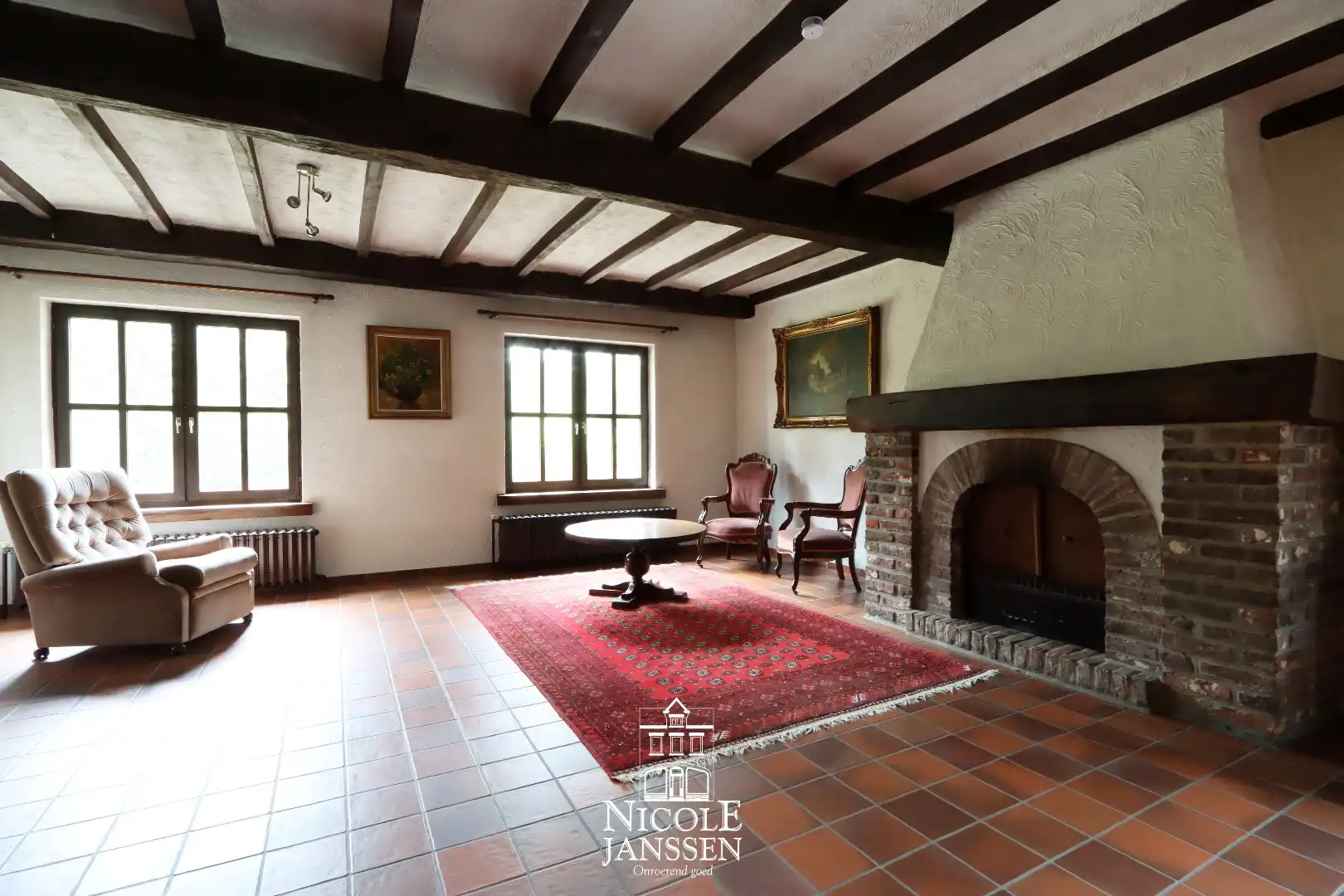 Degelijk gebouwd landhuis  foto 8