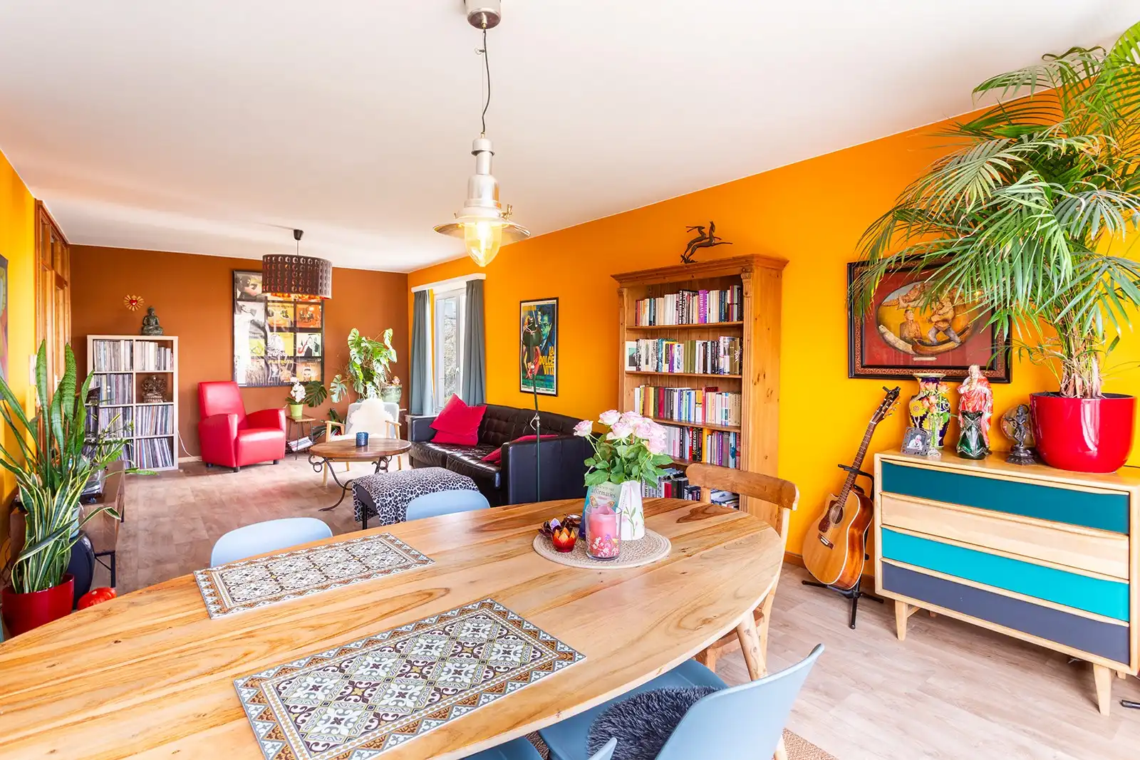 Ruim en licht appartement met 3 slaapkamers en terras foto 9