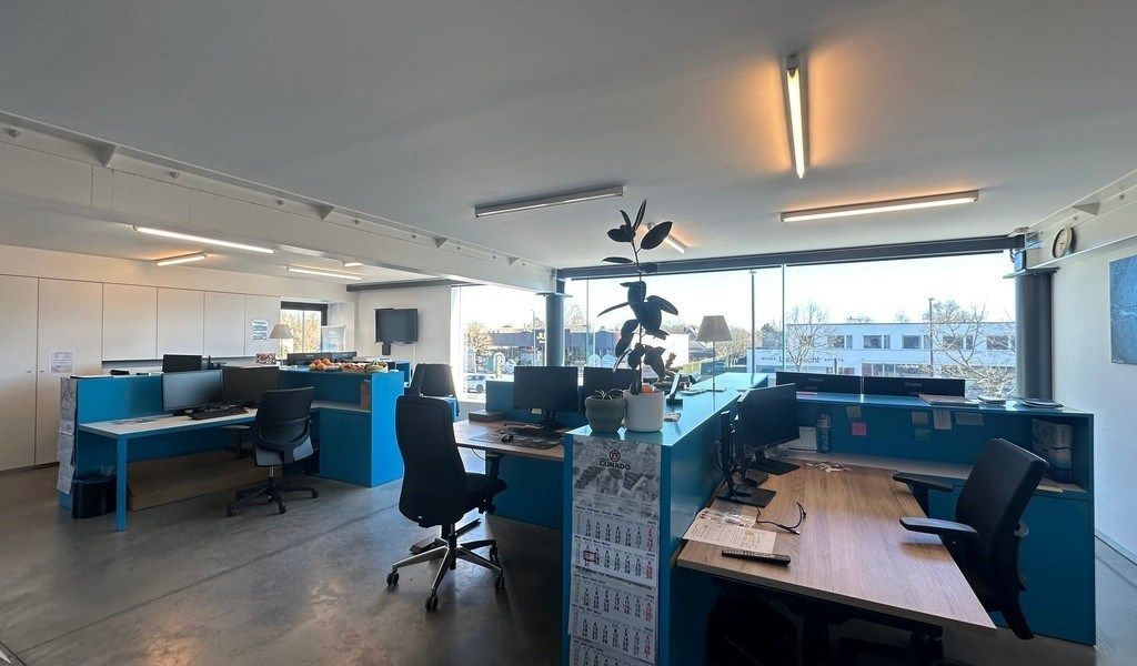 Instapklaar kantoor met terras te huur in Sint-Martens-Latem foto 6