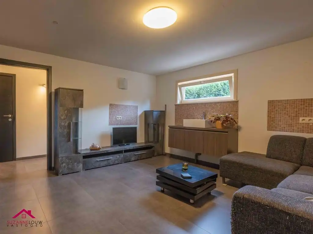 Riante vrijstaande woning met praktijkruimte foto 42