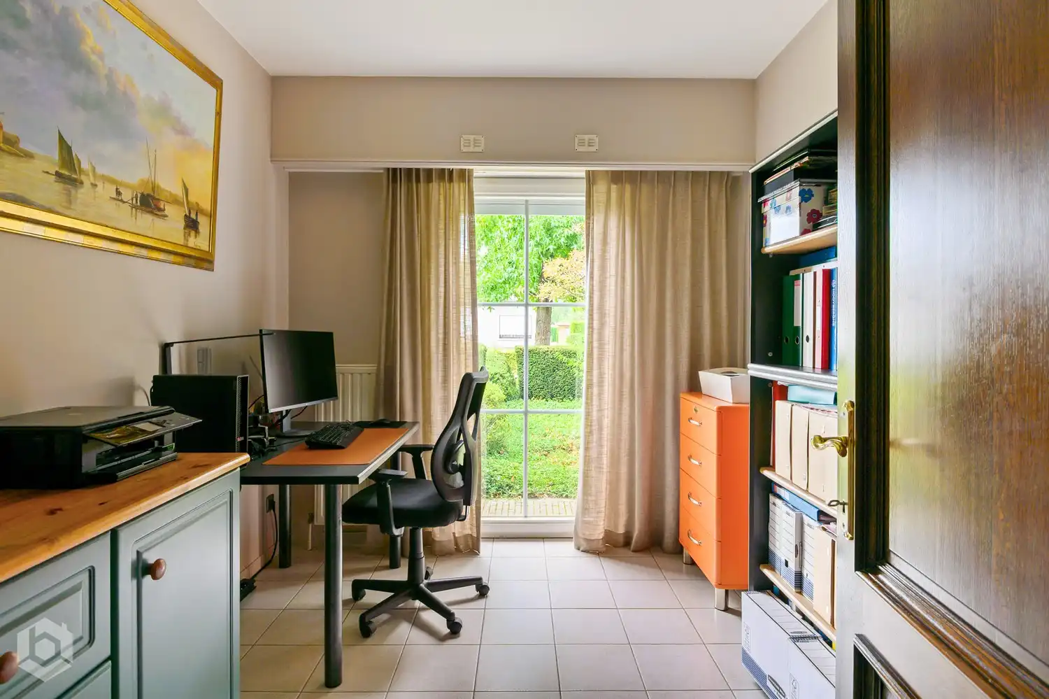 Instapklare villa met 5 slpkrs en zwembad op een perceel van 2.649 m² foto 9