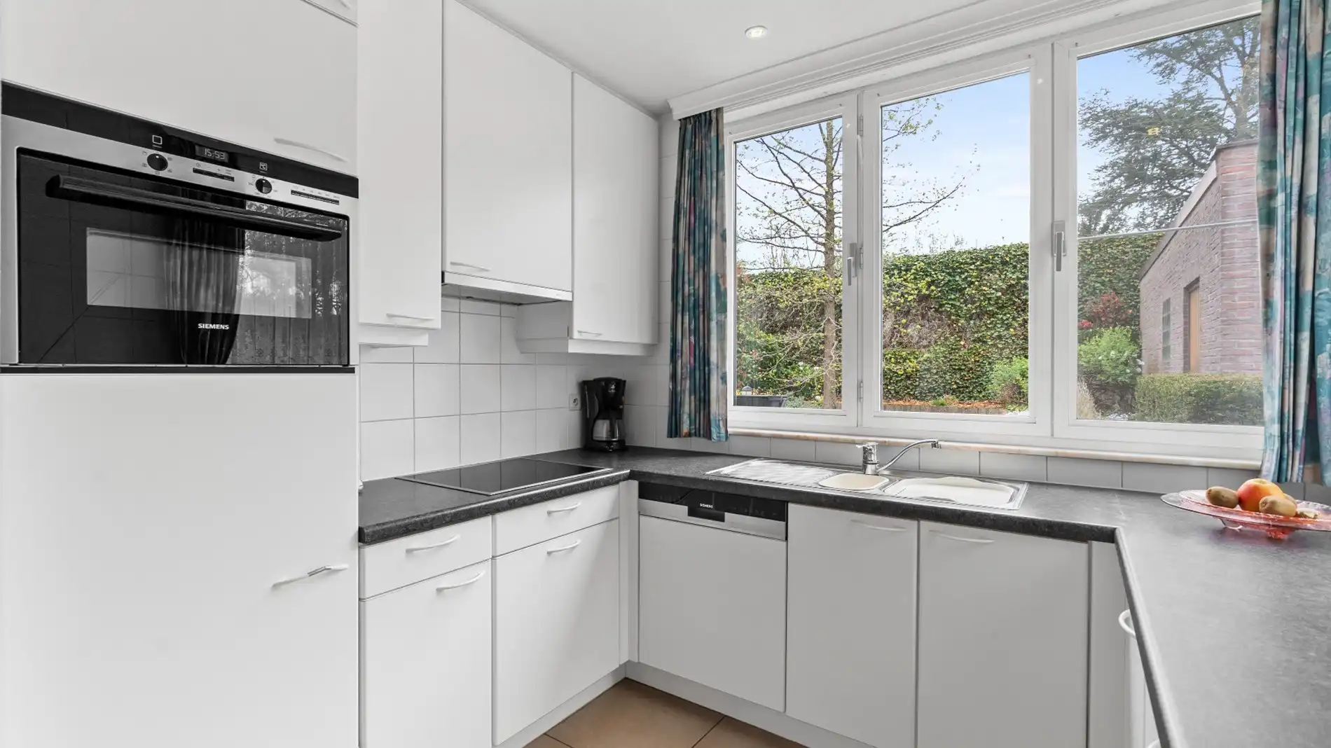 SINT JORIS WINGE - Ruime woning met grote tuin en 4-6 slpk foto 7