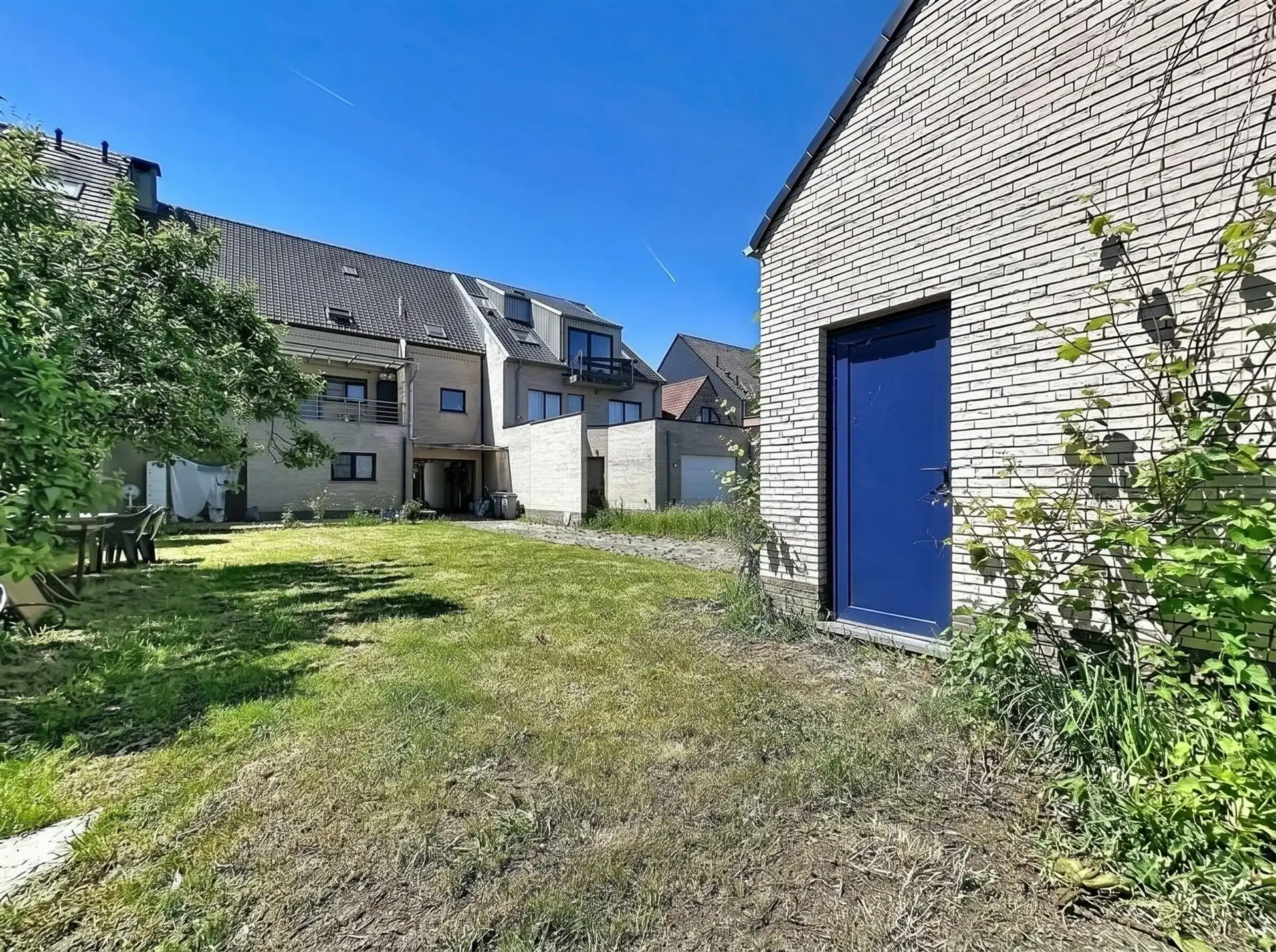 Duowoning +  garage op perceel van 430m² foto 2