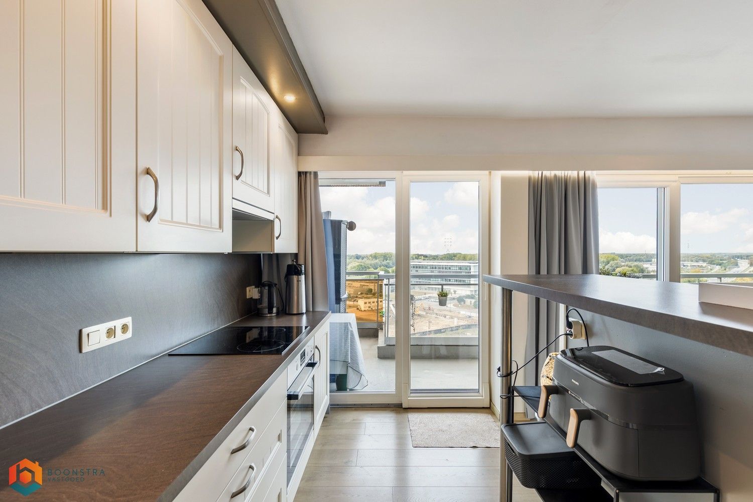 Gerenoveerd app. met 2 slpkrs en parking in Mechelen foto 11