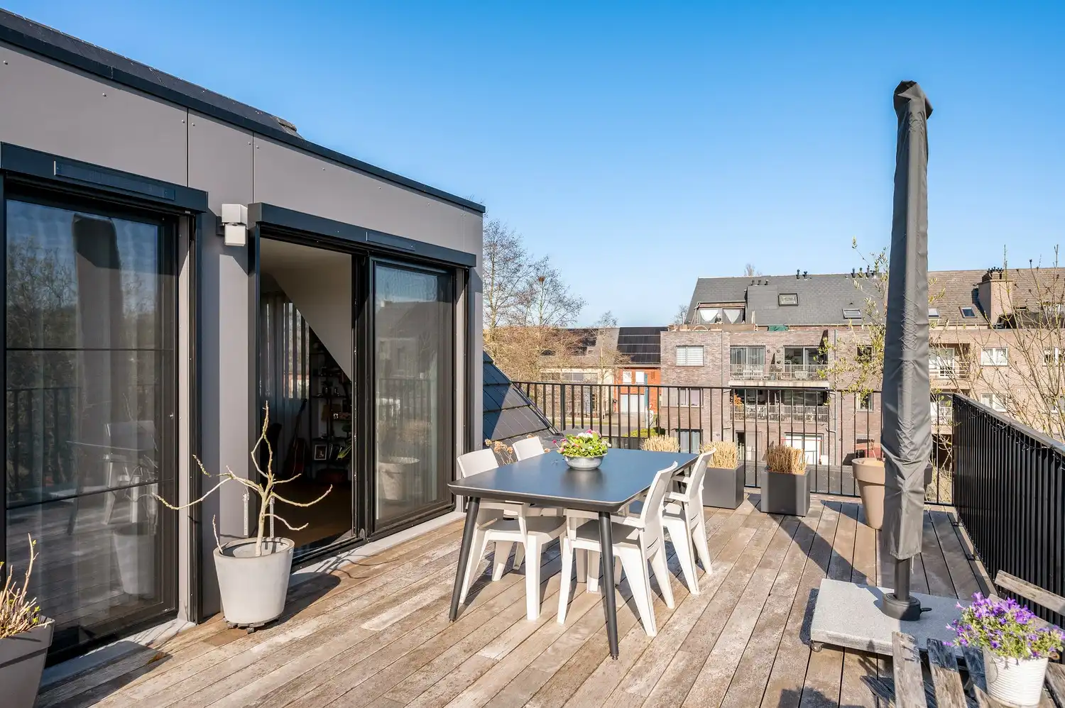 LUXE-APPARTEMENT I 2 STAANPLAATSEN I EPC= E19 I RUSTIG GELEGEN foto 23