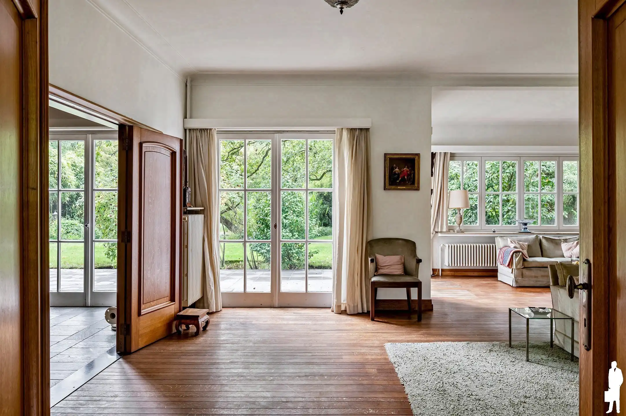 In Vriesdonk, statige villa met parktuin en prachtige gemeenschappelijke vijver waardoor men een weids uitzicht heeft. foto 12
