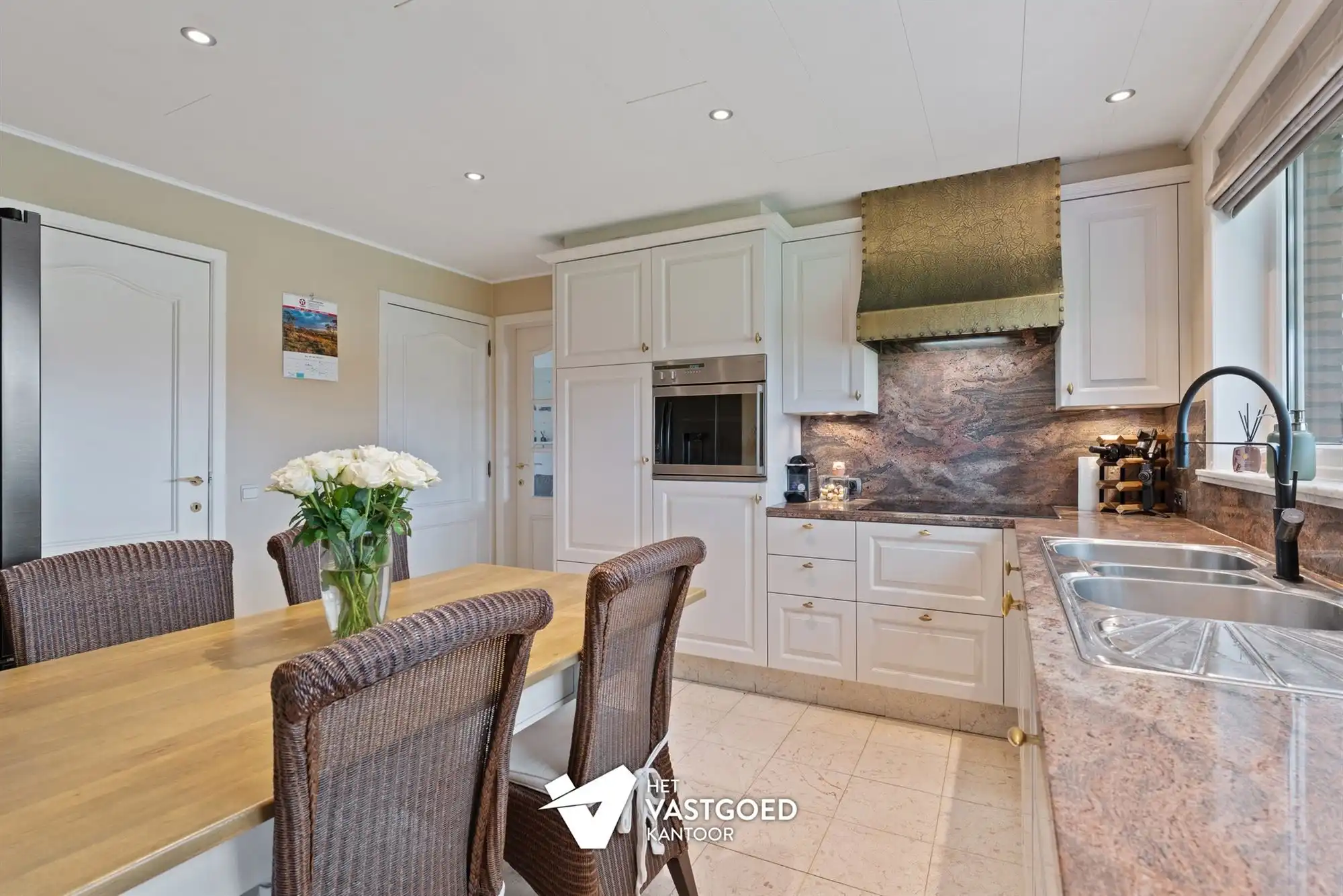 GELIJKVLOERSE INSTAPKLARE WONING OP TOP-LIGGING NABIJ CENTRUM BALEN foto 11