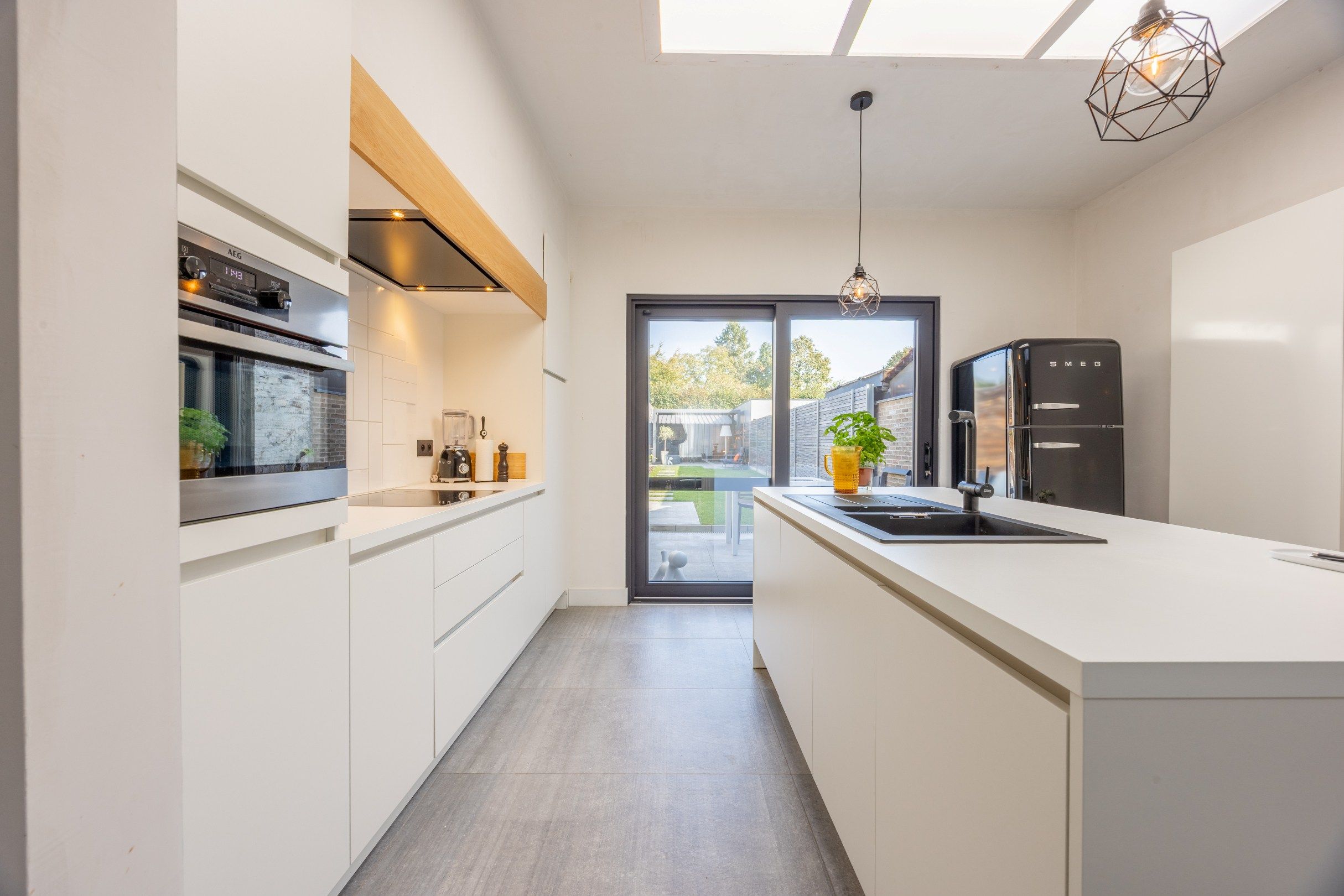 GERENOVEERDE WONING MET TUIN EN UITWEG foto 7
