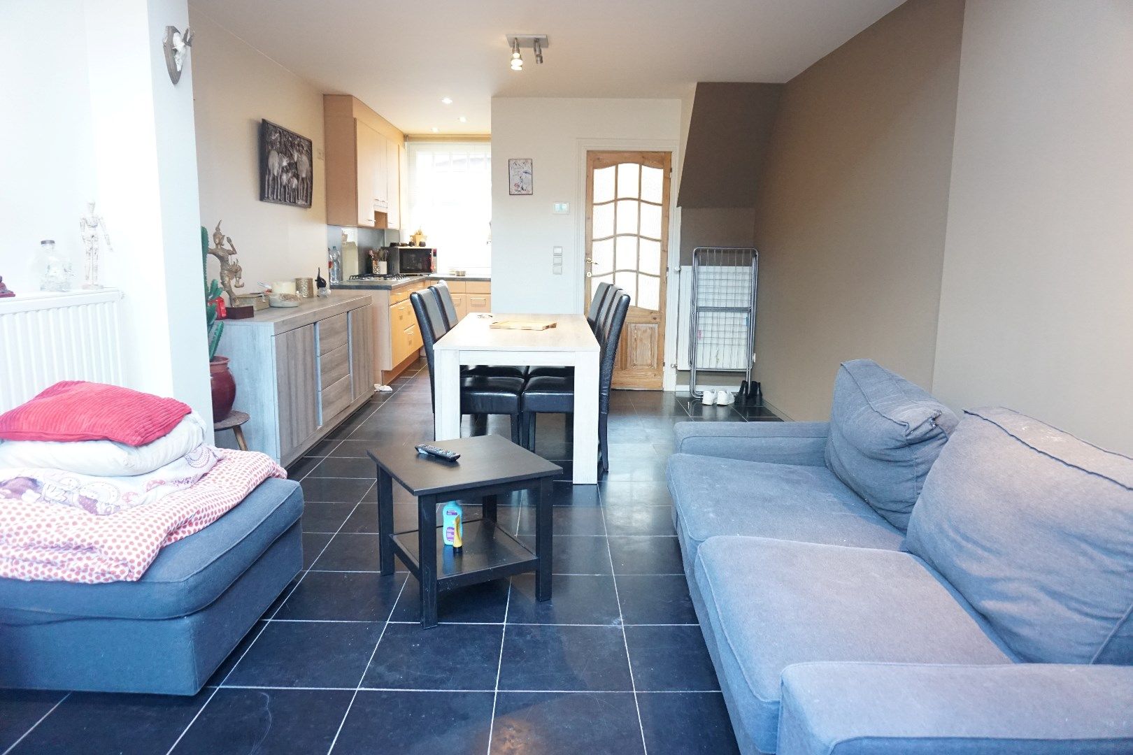 Gezellige gerenoveerde woning met terras in hartje Brugge. foto 3