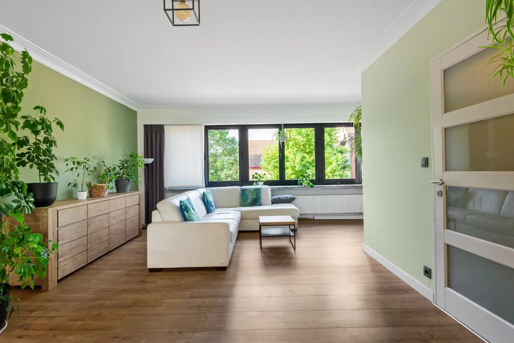Ruime instapklare beletagewoning met bijna 250 m² bewoonbare oppervlakte, rustgevende tuin én dakterras foto 4