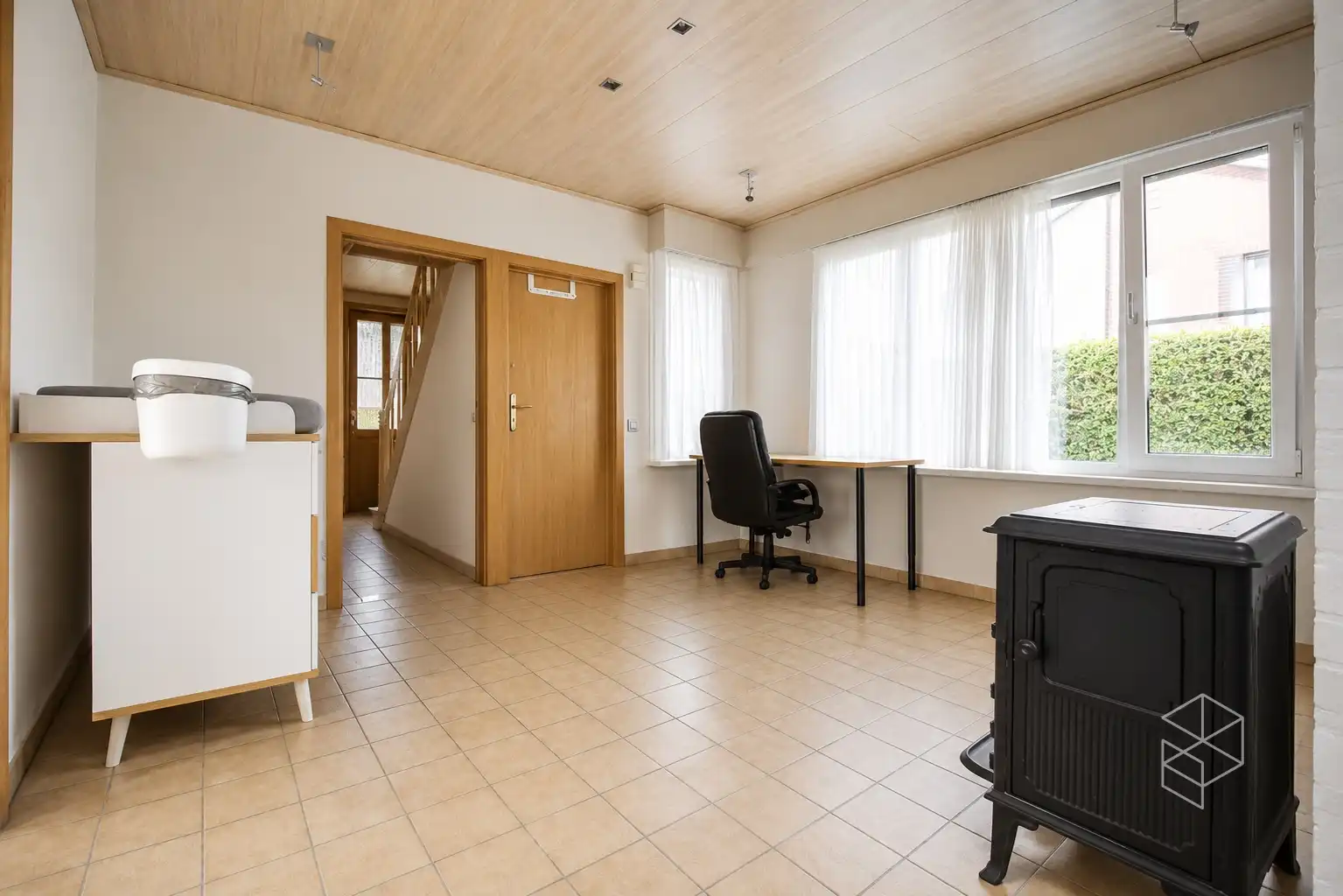 Ruime woning met 3 slaapkamers, inpandige garage en grote tuin foto 32
