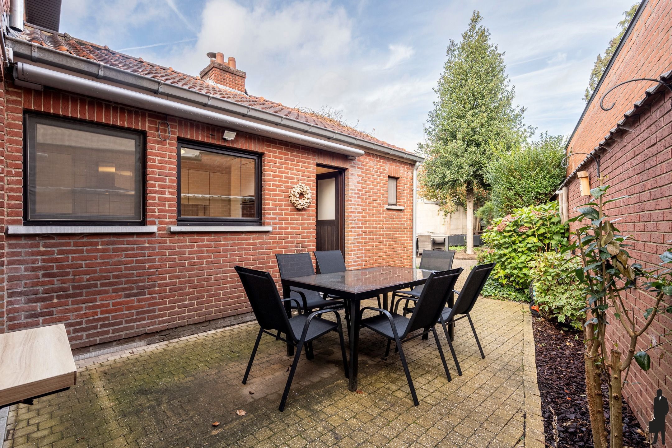 Charmante, energetisch gerenoveerde woning met stadstuin foto 8