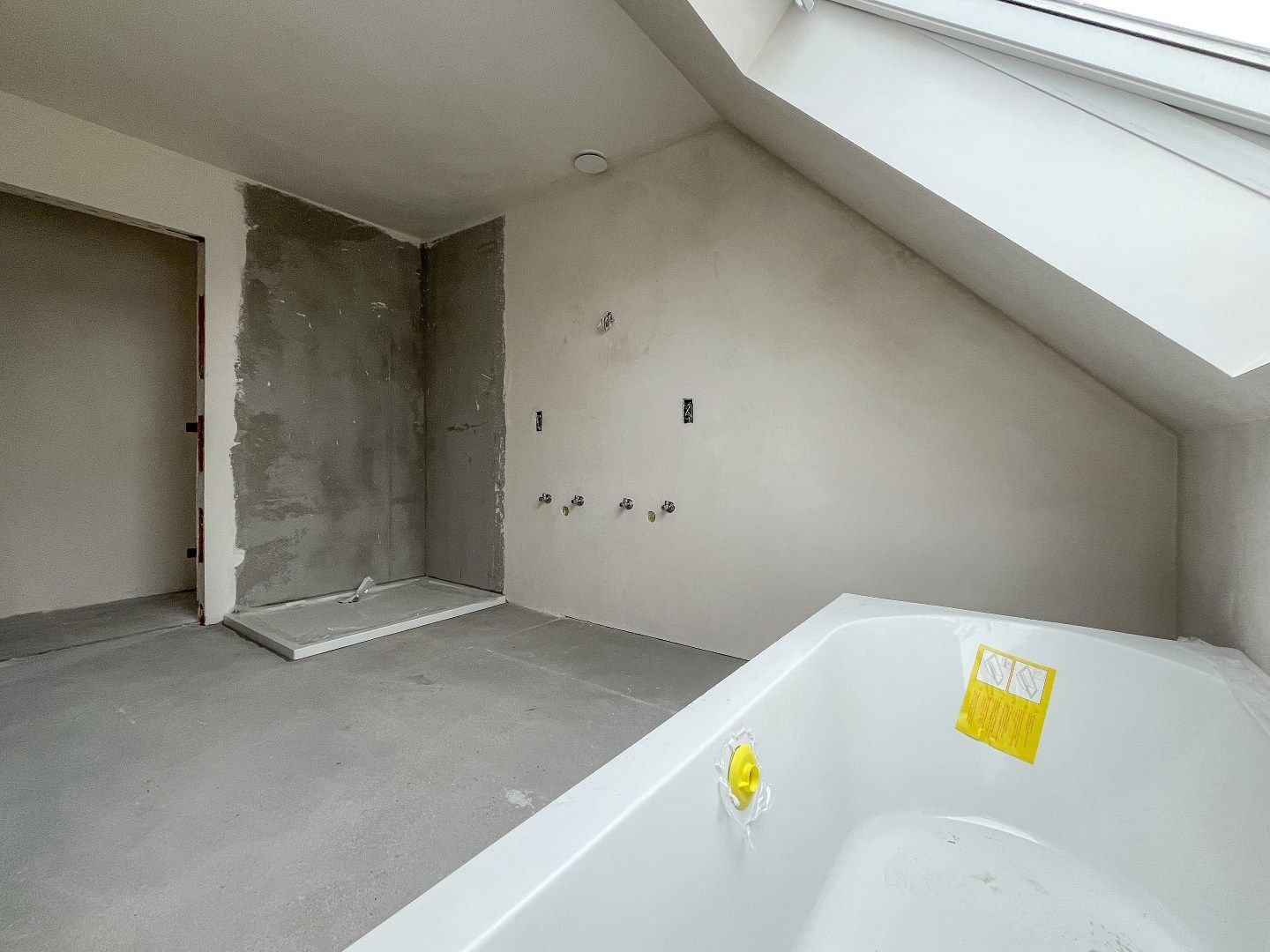KIJKDAG 13/09 van 14u tot 16u - Moderne alleenstaande woning nabij centrum Houthulst foto 10