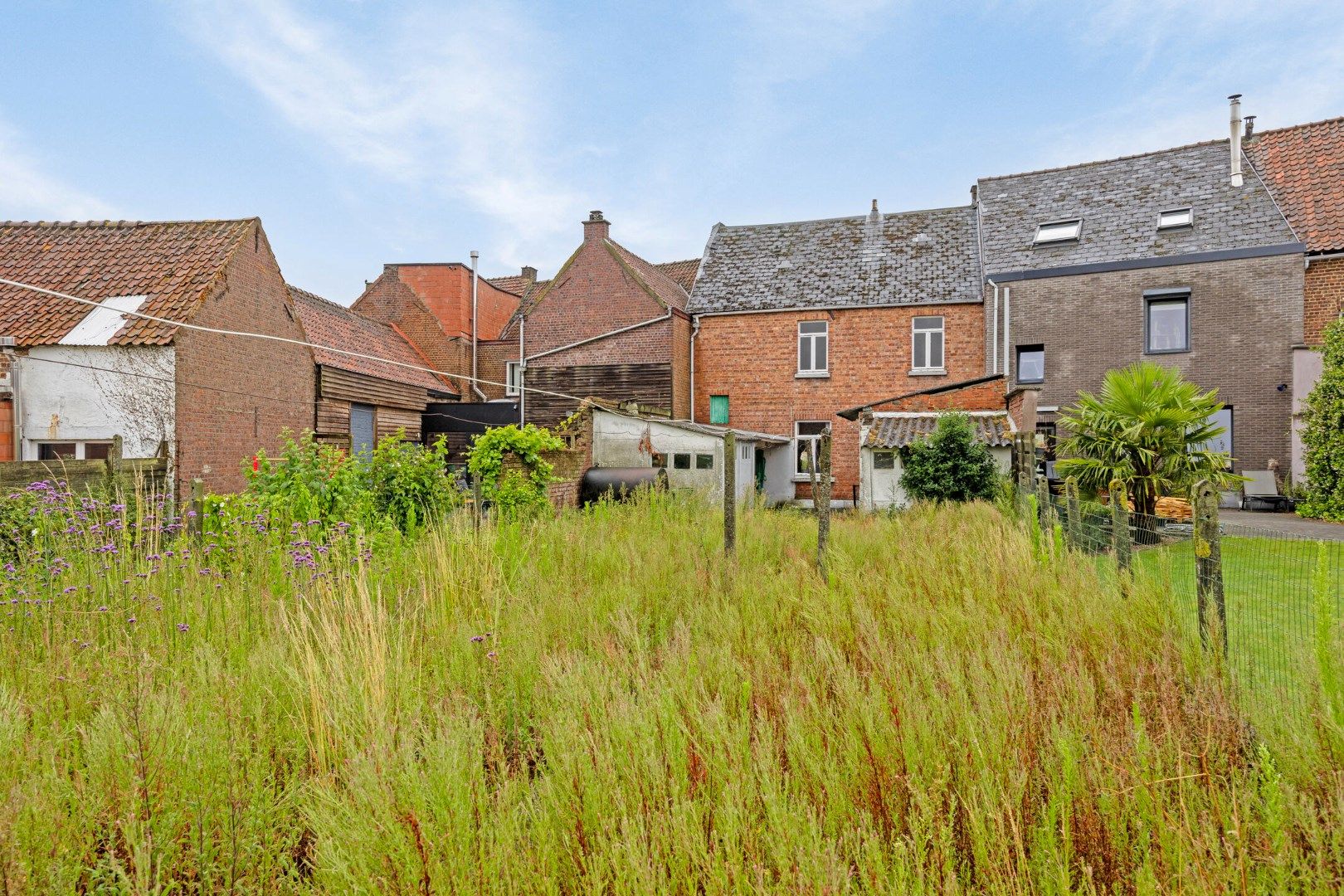 Te koop - ruim te renoveren pand met mogelijkheid tot 4/5 slaapkamers foto 20