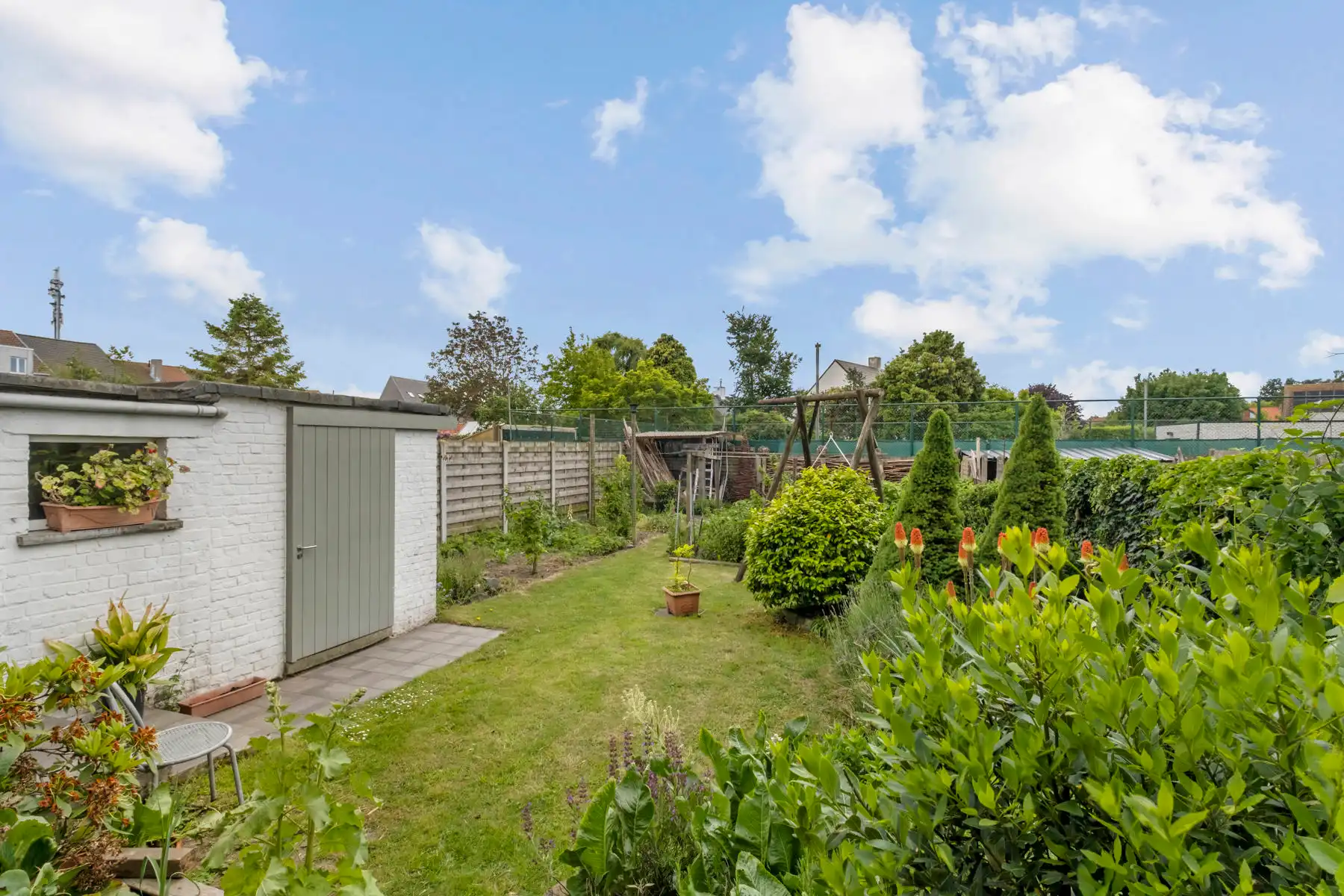 Charmant herenhuis met garage vlakbij het centrum van Gistel foto 3