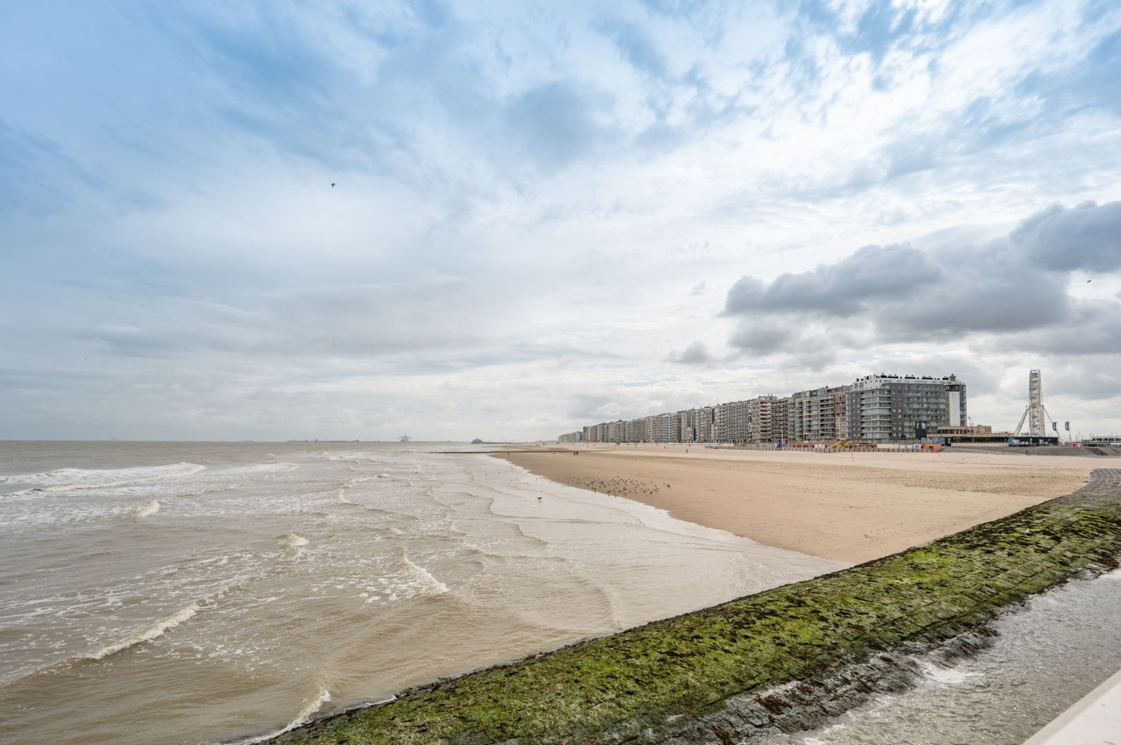 Lichtrijk nieuwbouwappartement aan de zee foto 4