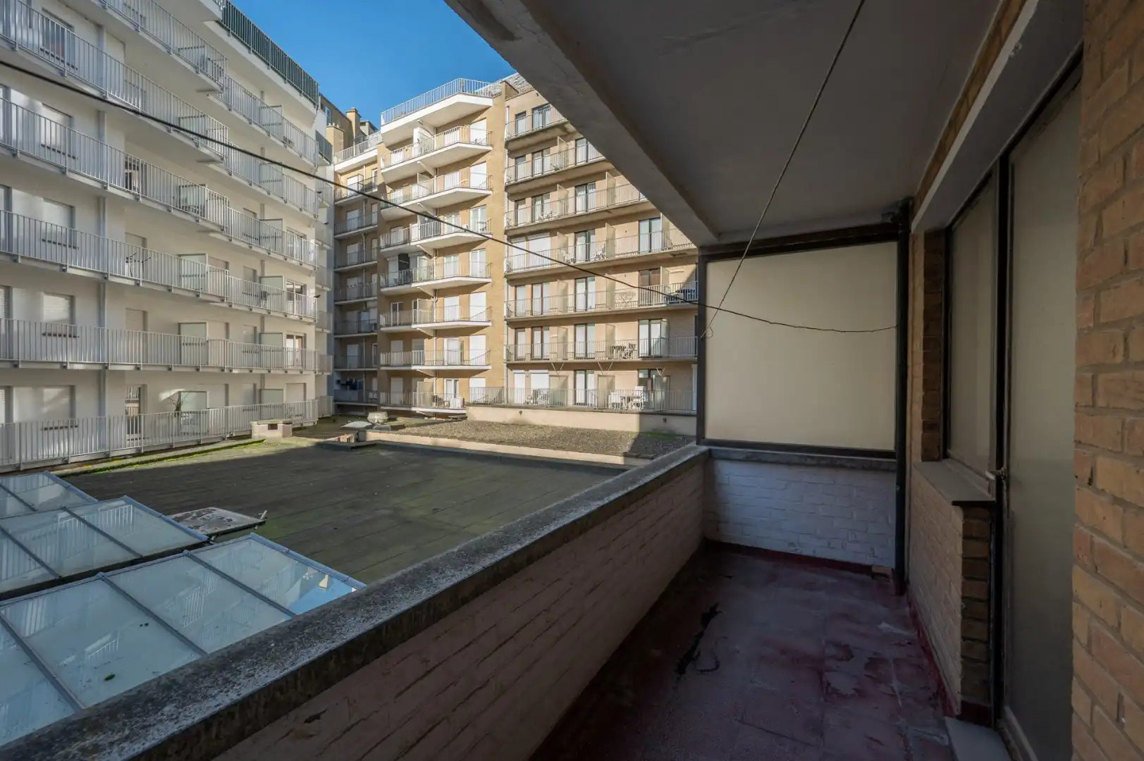 Te renoveren appartement met 3 slaapkamers op uitzonderlijke ligging vlakbij het Casino. foto 17