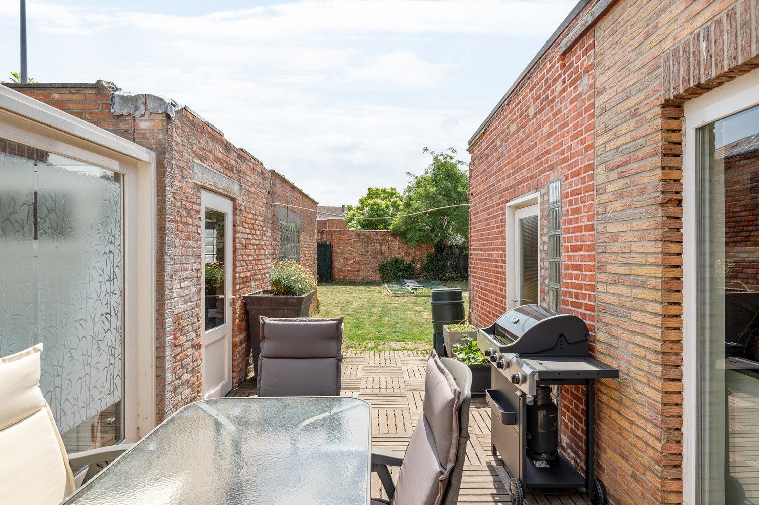HOB met 3 a 6 slaapkamers en tuin te koop in Wommelgem! foto 14