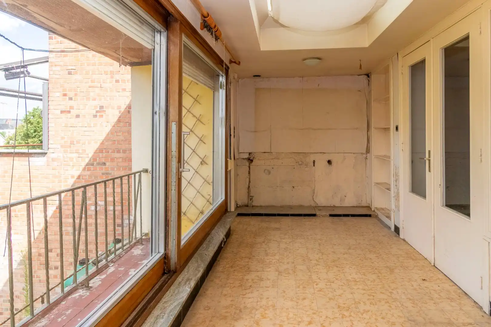Stadswoning met 3 SLKS - 5 mogelijk en een grote tuin foto 8