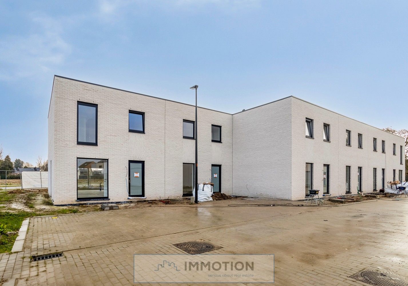 SEIZOENSWIJK -  INVESTEER IN HEDENDAAGS WONEN - 40% VERKOCHT foto {{pictureIndex}}