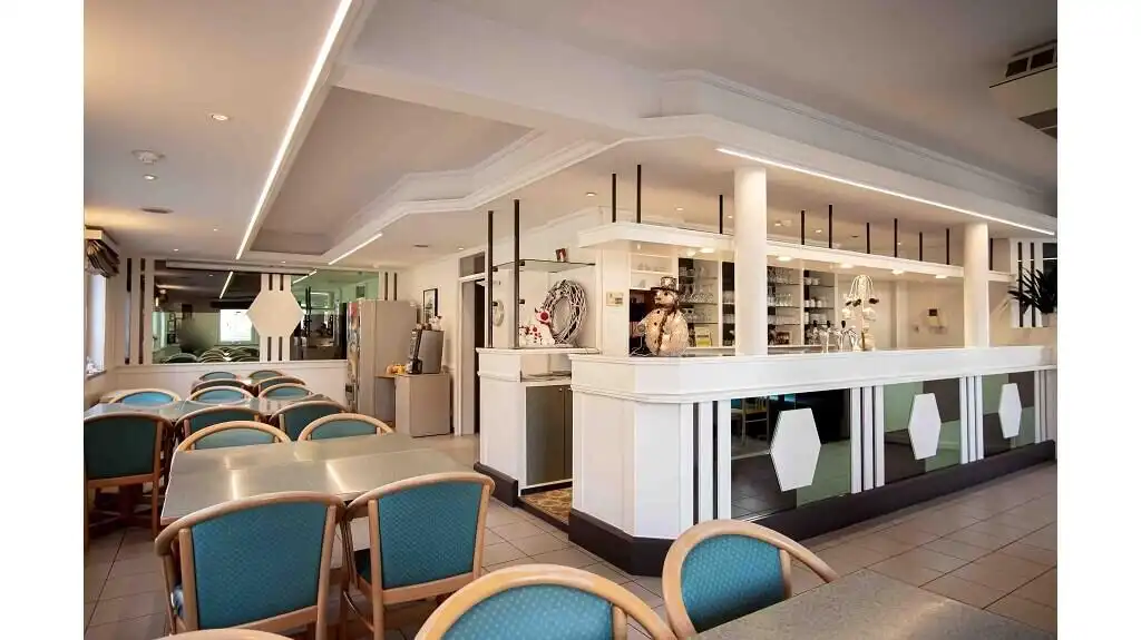 Ruime assistentiewoning met 1 slaapkamer te huur in Aartrijke Zedelgem foto 10