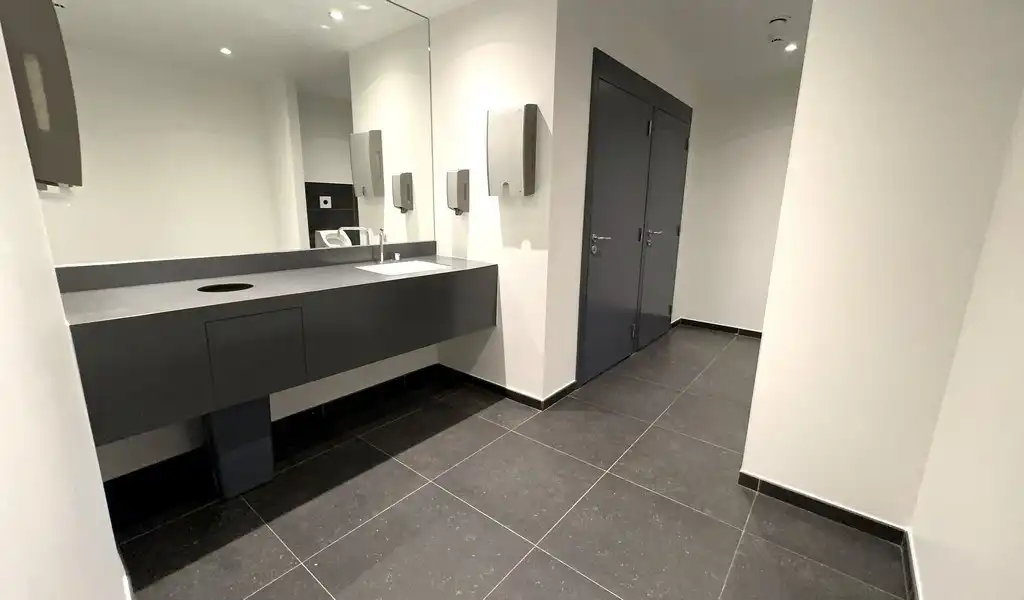 Vernieuwde kantoren te huur in Crepain gebouw aan Zuiderpoort in Gent foto 10