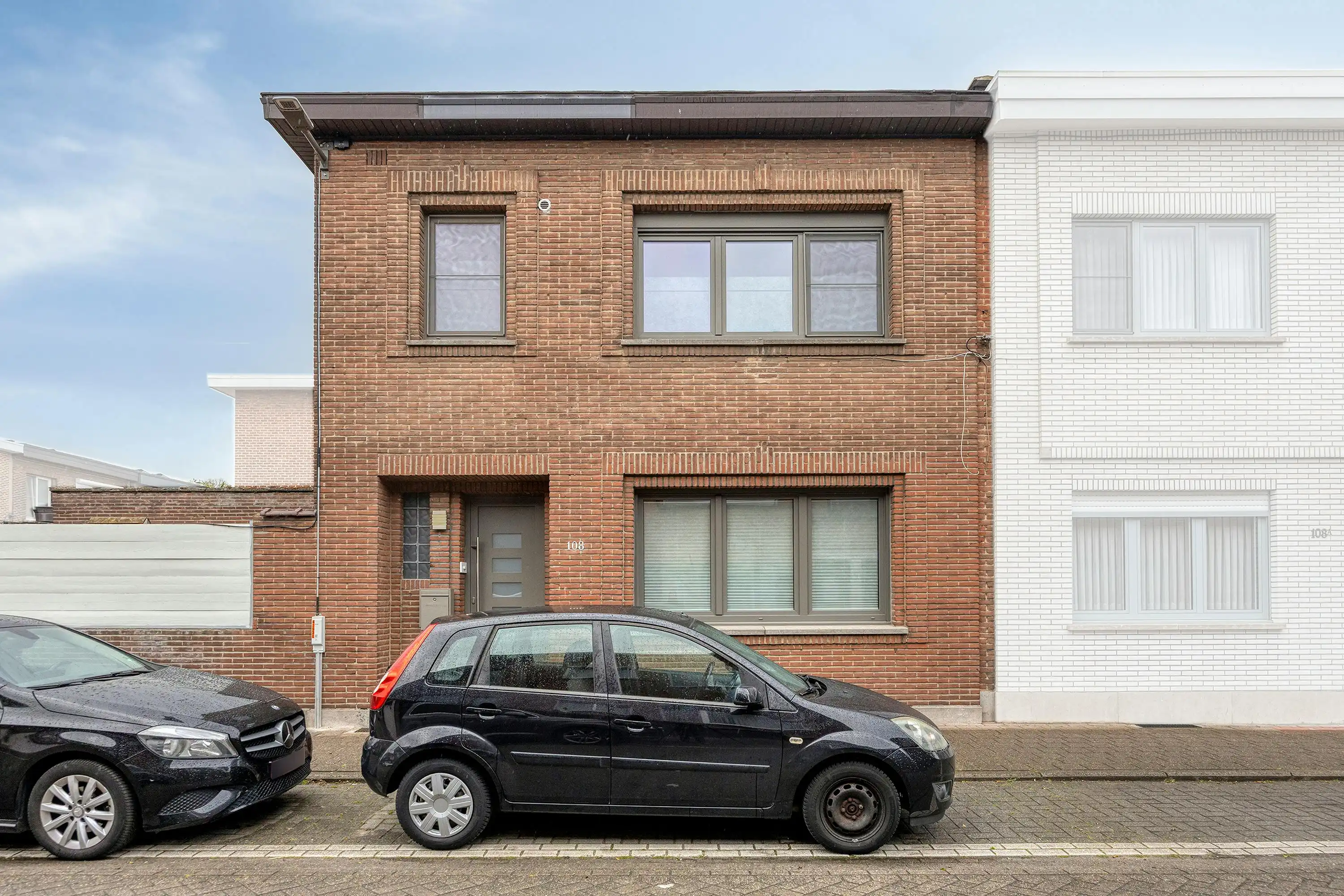Hoofdfoto van de publicatie: Instapklaar huis met 3 slaapkamers te koop in Merksem