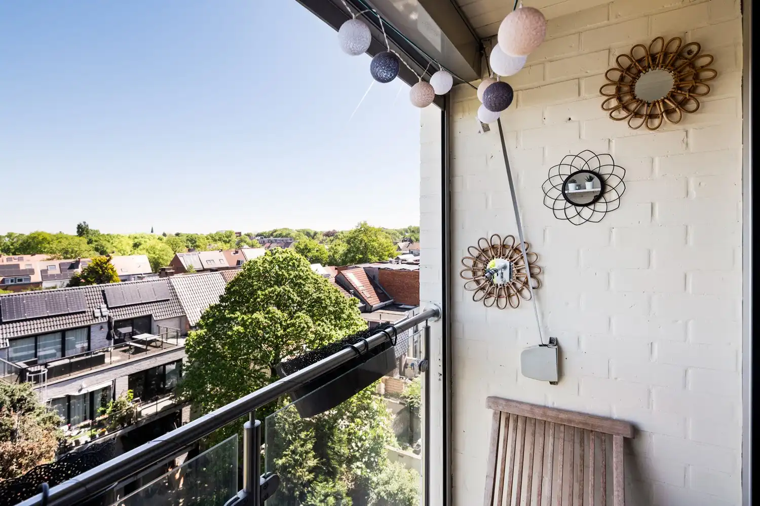 Twee slaapkamer appartement met open leefruimte te Mortsel foto 3