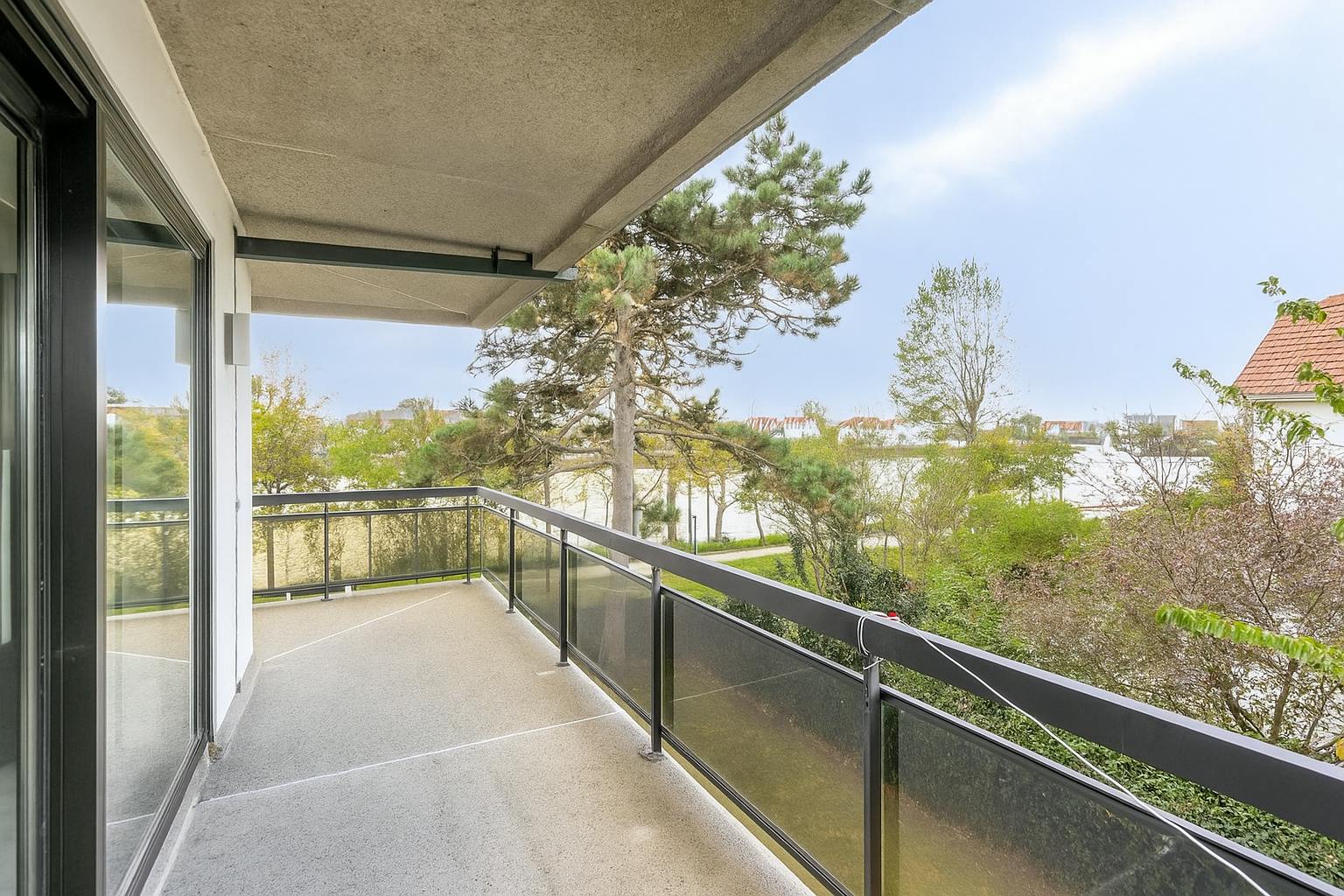 Appartement te koop met zicht op het Zegemeer te Knokke foto 11