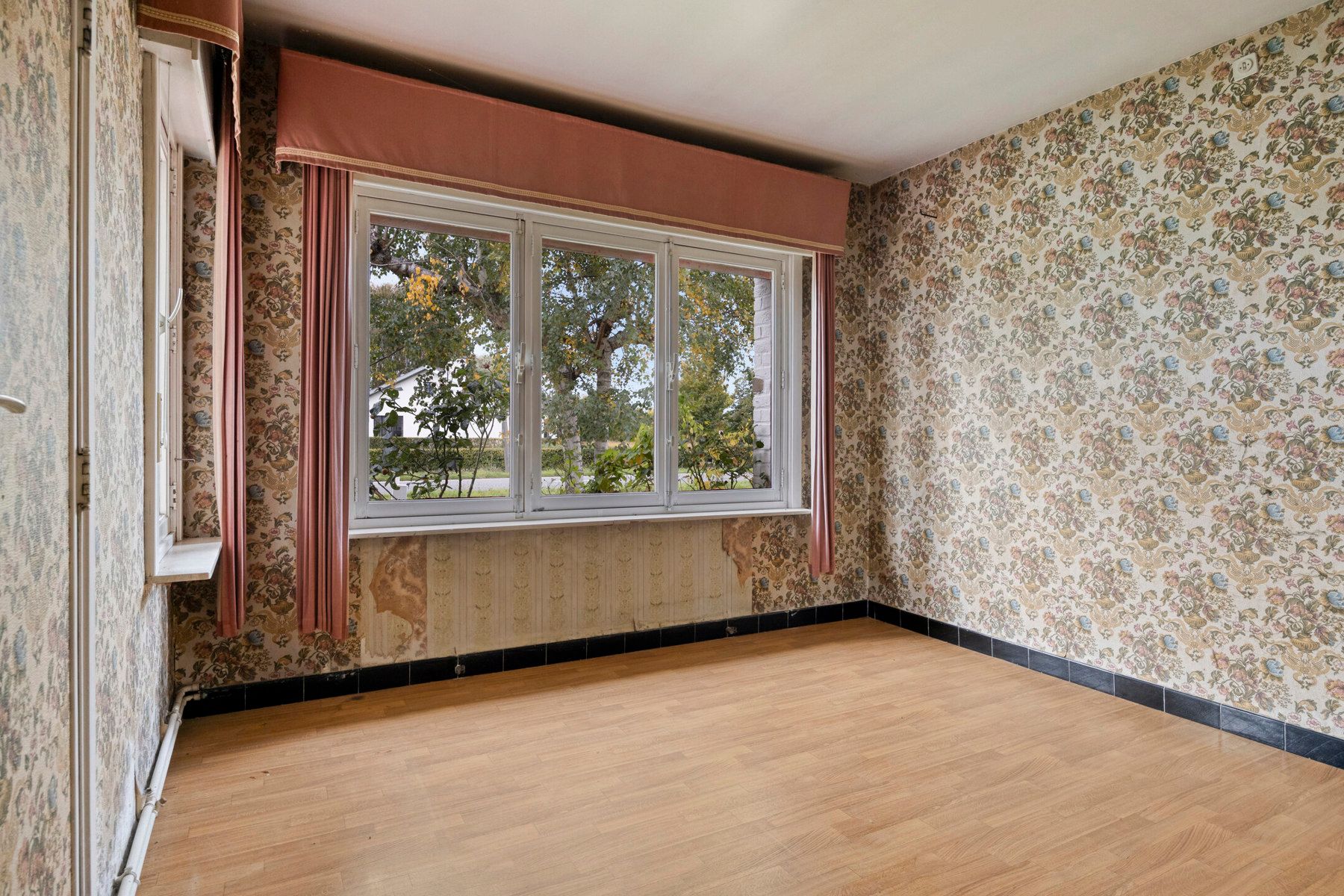 Te renoveren open bebouwing! foto 7