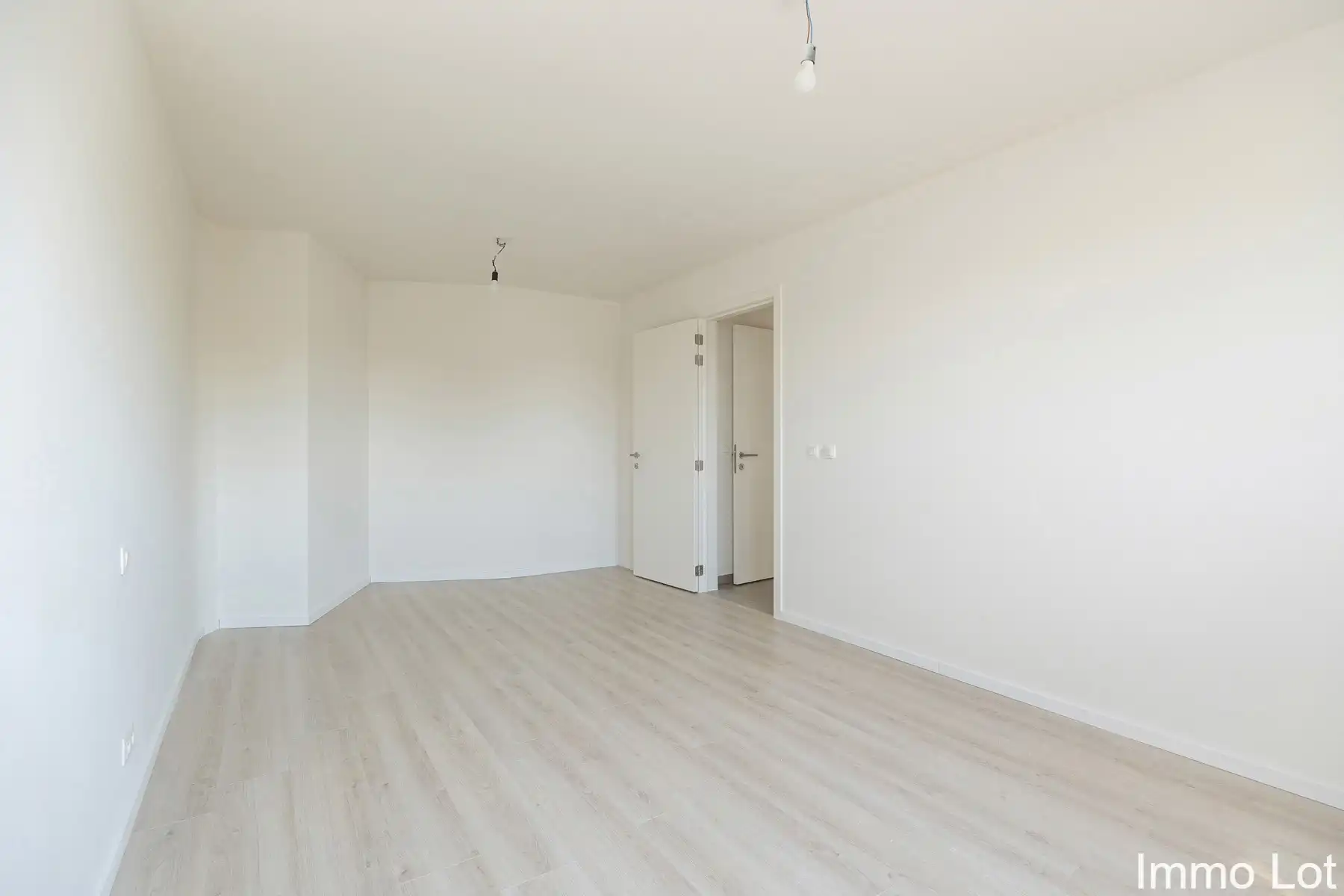 Ruim nieuwbouwappartement in Grembergen foto 6