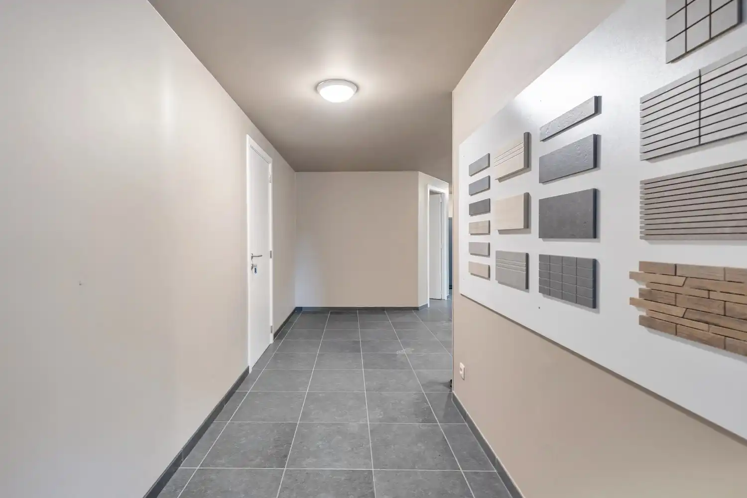 Unieke vastgoedopportuniteit! Ruim bedrijfscomplex met 2 appartementen en exclusief penthouse op 46a 55ca! foto 24