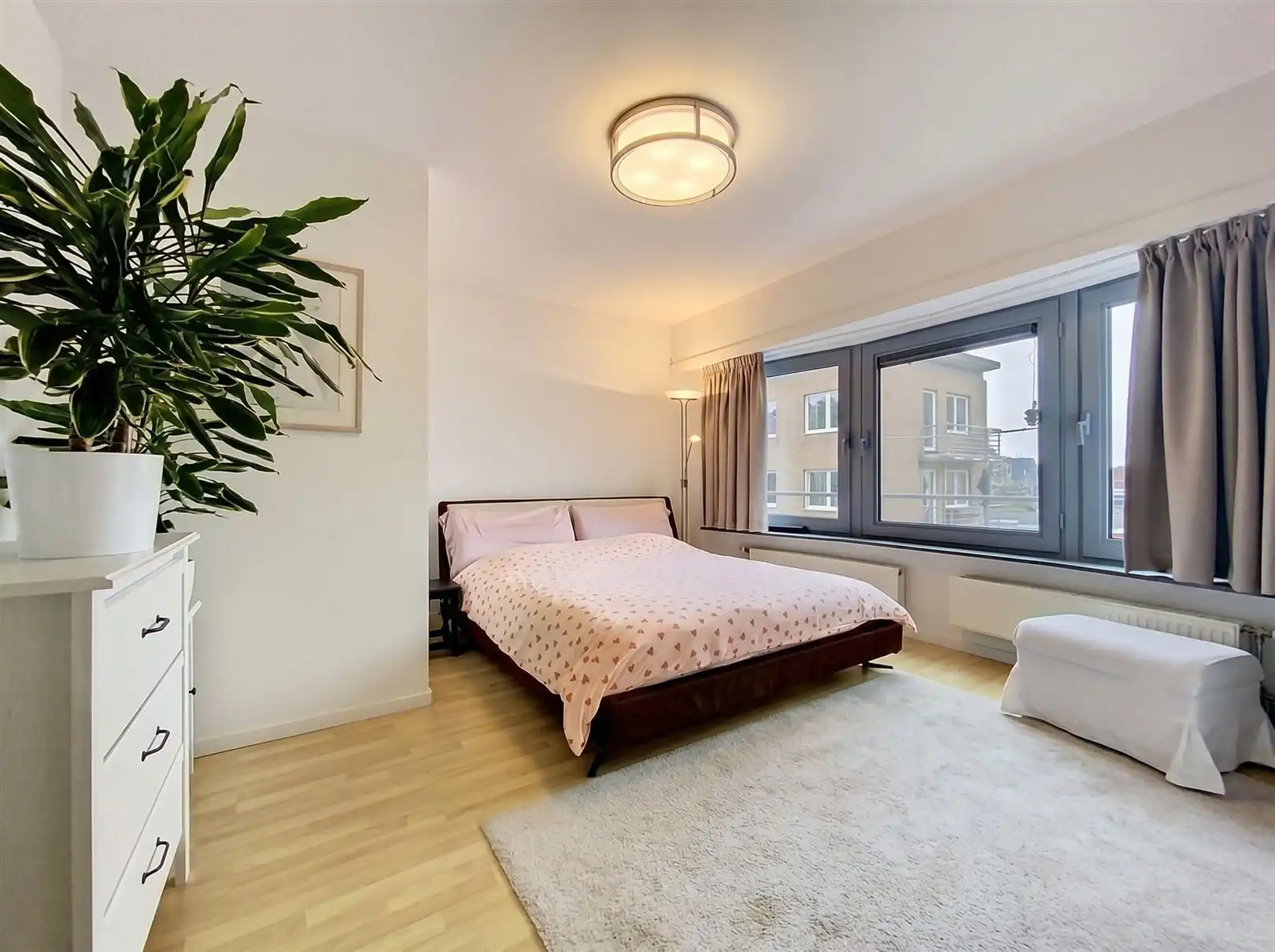 Instapklaar appartement met terras centrum Brasschaat  foto 6