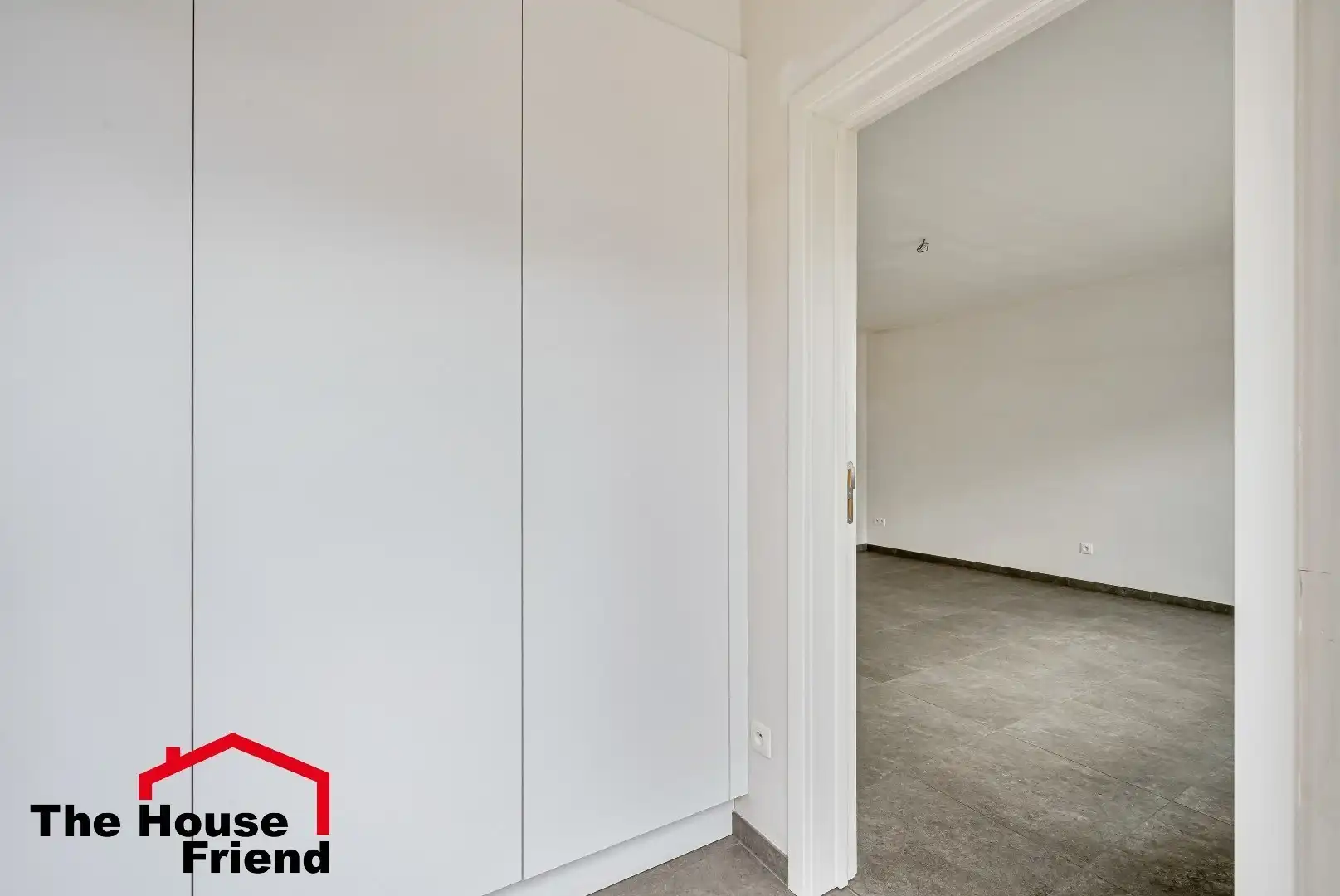 Top afgewerkte nieuwbouwwoning met 3 slaapkamers, tuin en carport in rustige woonomgeving foto 15