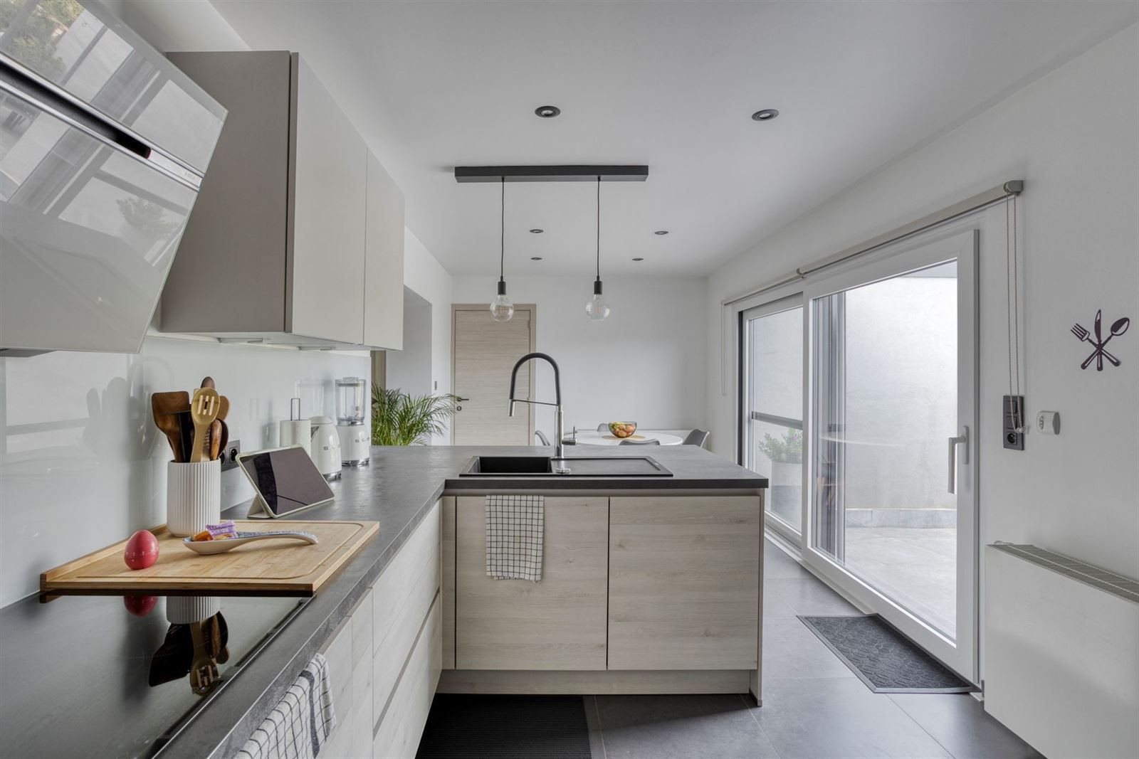 Woning te koop met 4 slaapkamers foto 11