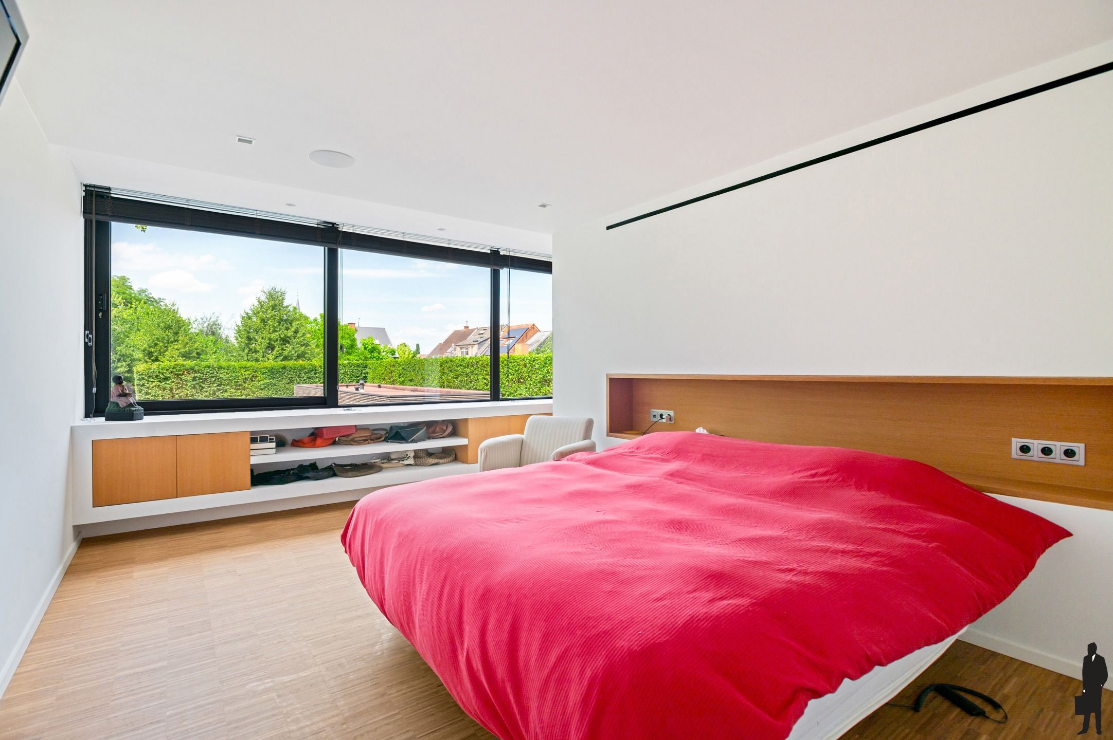 High-end afgewerkte villa op een uitzonderlijke locatie foto 16