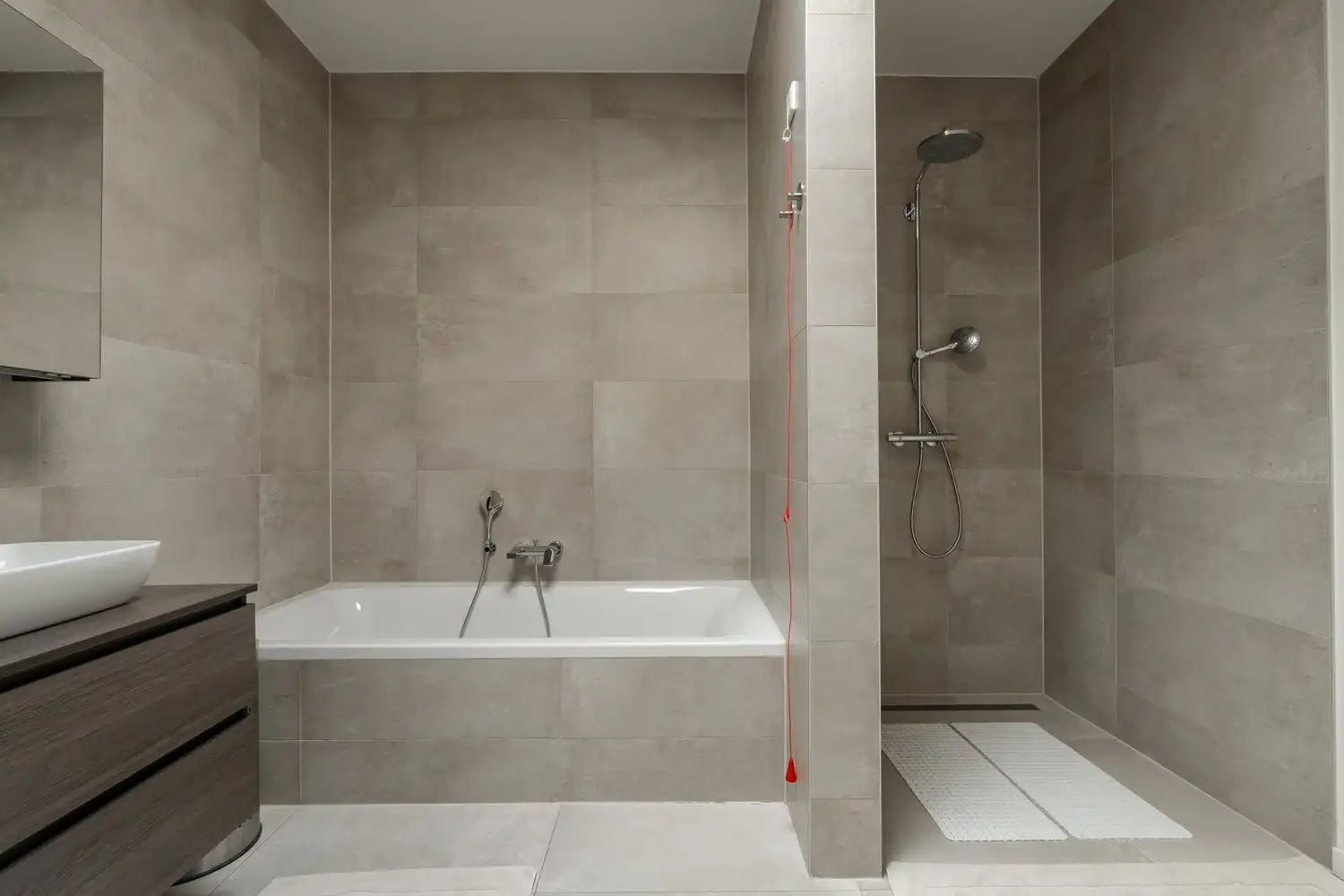 Prachtig penthouse met zeer groot terras en daktuin op het zuiden met 2 slaapkamers en 2 badkamers. foto 27