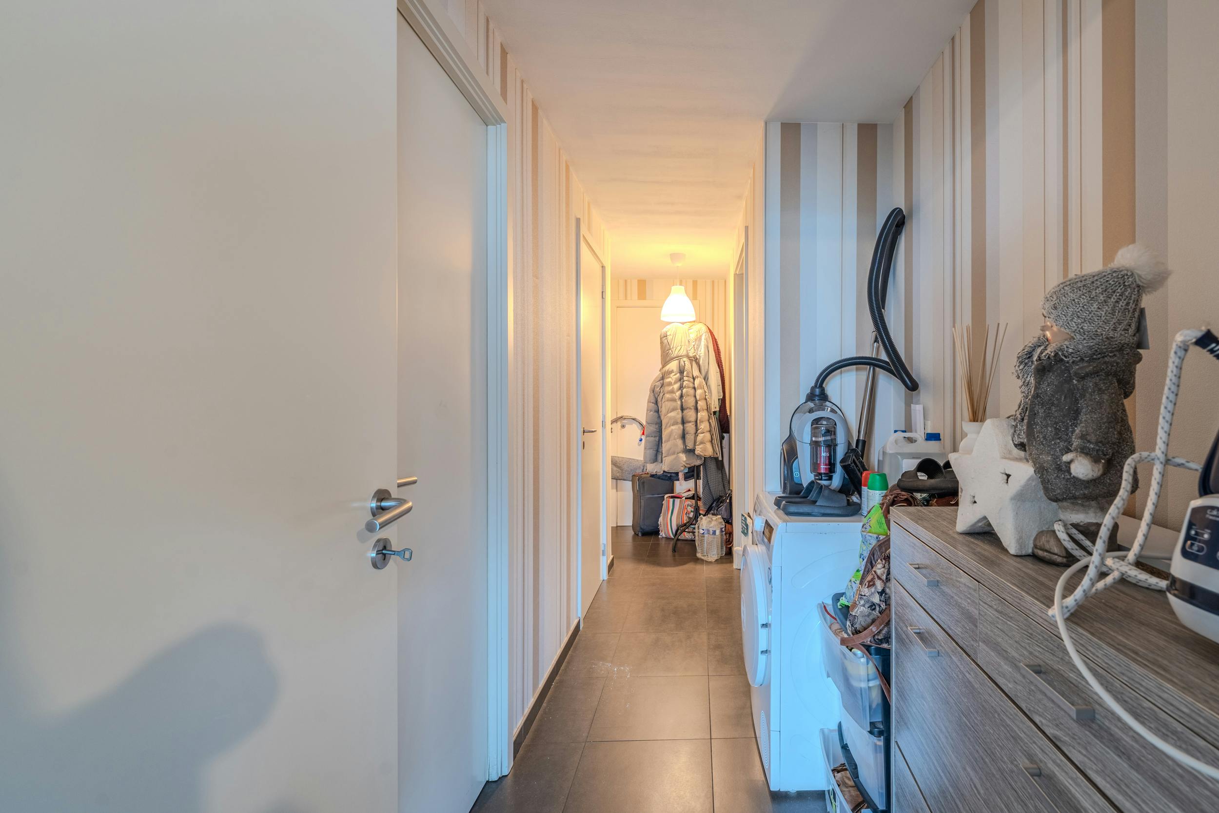 Lichtrijk 1-slaapkamerappartement te Bredene foto 9