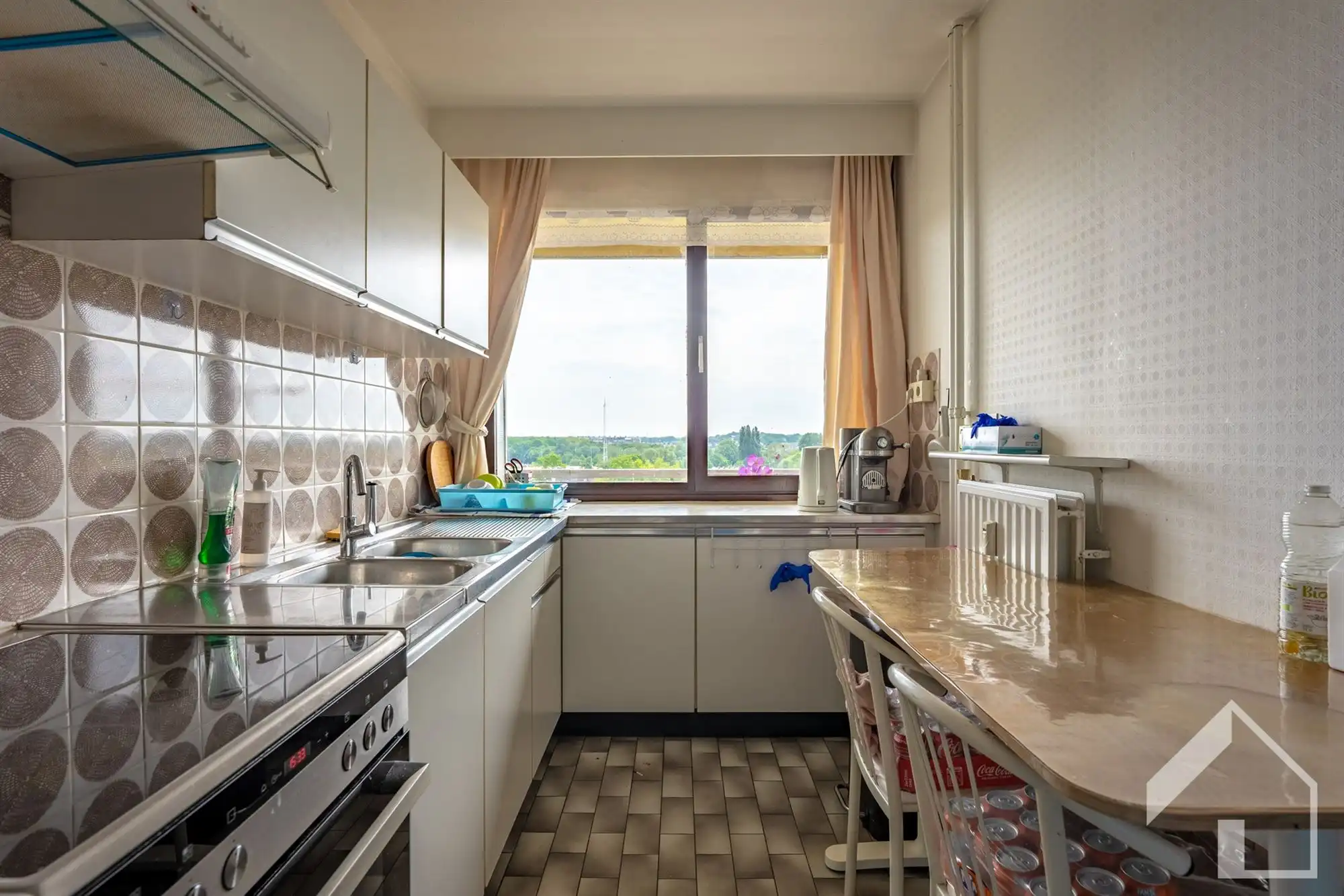 Appartement op de 8ste verdieping met 2 slaapkamers en een prachtig uitzicht foto 6