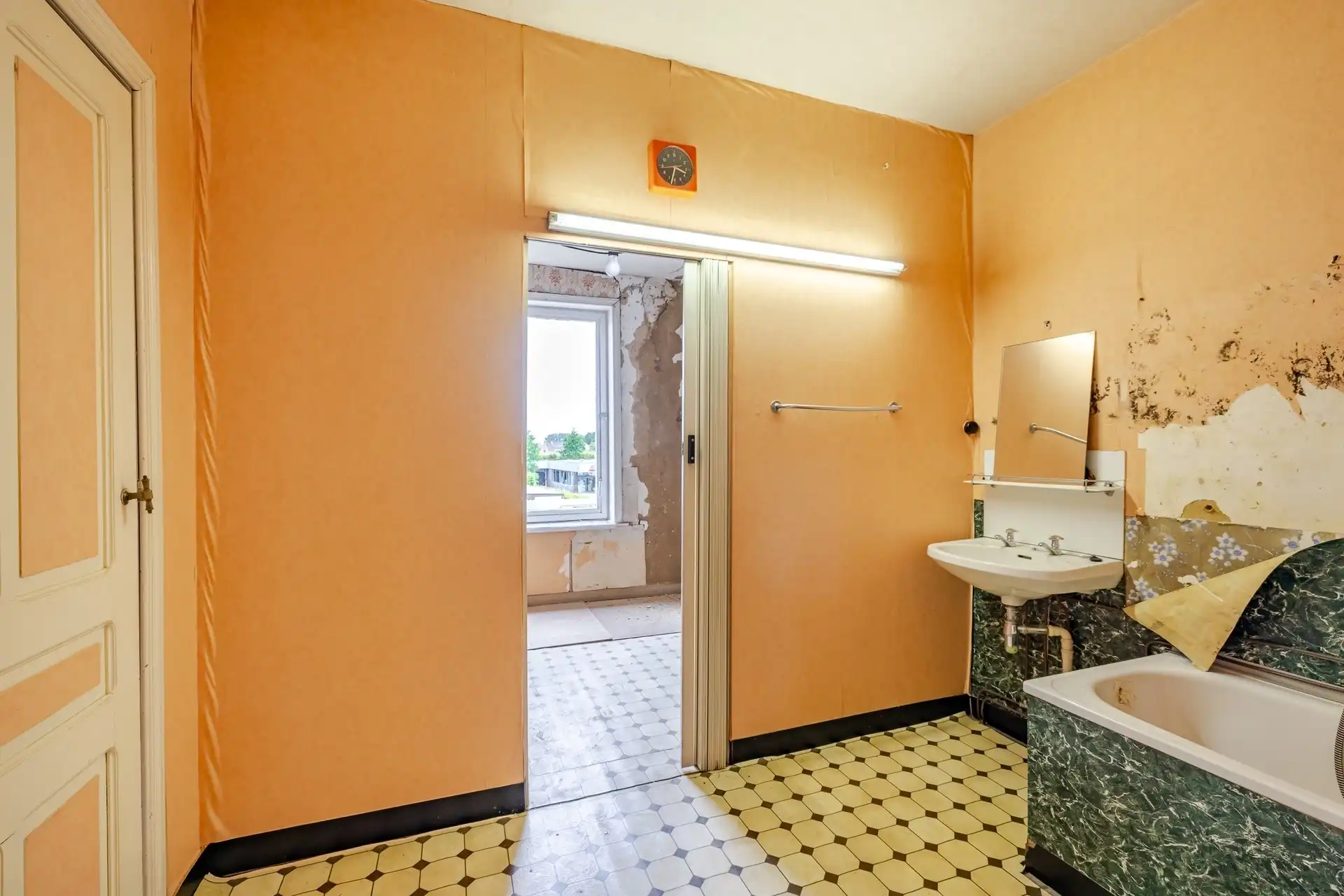 Te renoveren woning met grote tuin en garage te Haaltert foto 22