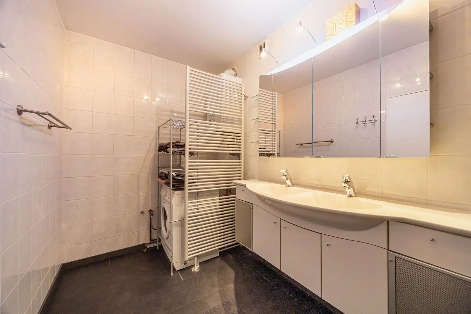 Appartement met 2 terrassen in doodlopende straat foto 17