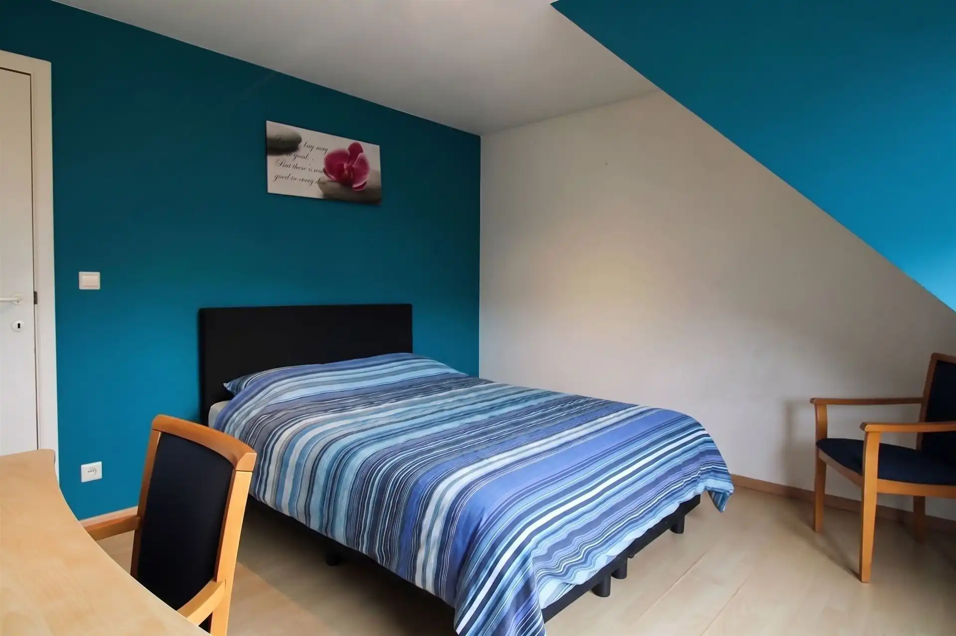Wonen én werken op een toplocatie – praktijkruimte met ruime duplexwoning met 4 slaapkamers op een perceel van 4a23ca! foto 9
