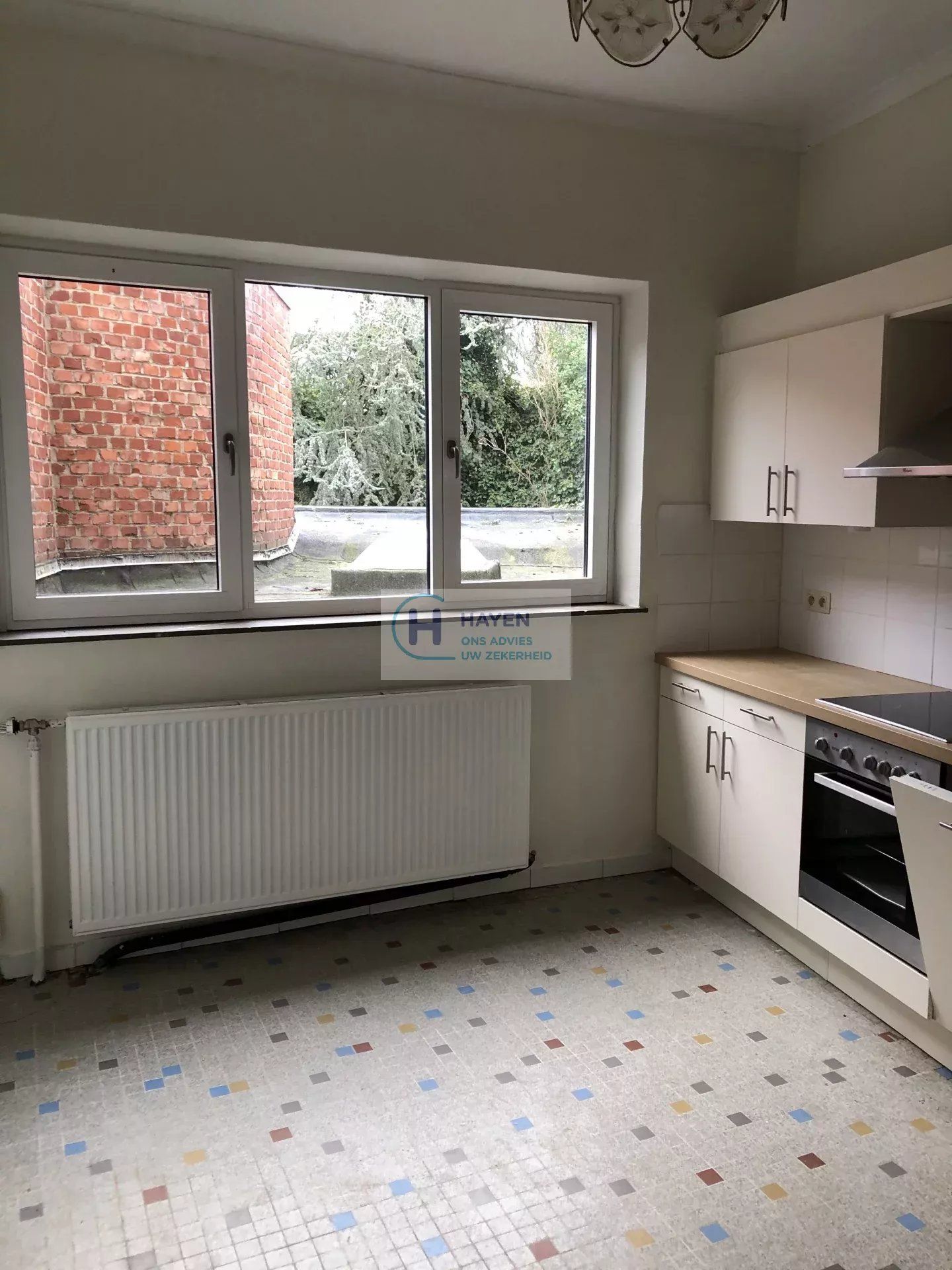 BORGLOON – Woning met 5 slaapkamers te Borgloon - Tongersesteenweg 9 foto 9