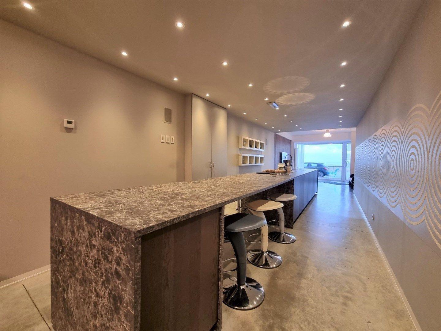 Uitzonderlijk appartement/loft op de zeedijk van Heist (271 m² bew. opp!!) foto 5