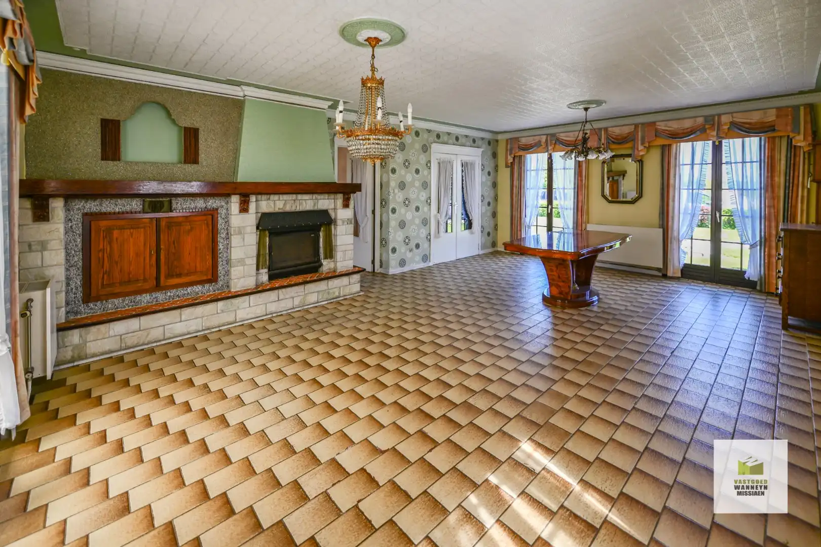 Open bebouwing met 3 gelijkvloerse slaapkamers en garage foto 4