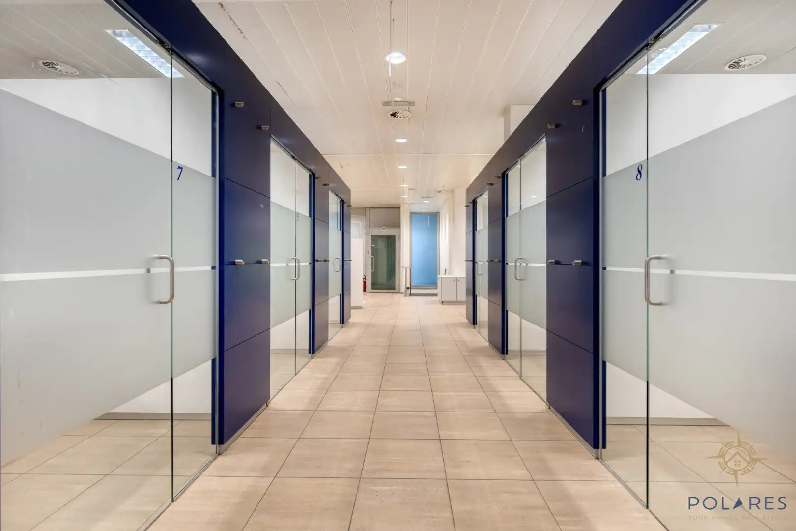 Zeer groot kantoorpand in de winkelstraat van Vilvoorde foto 5