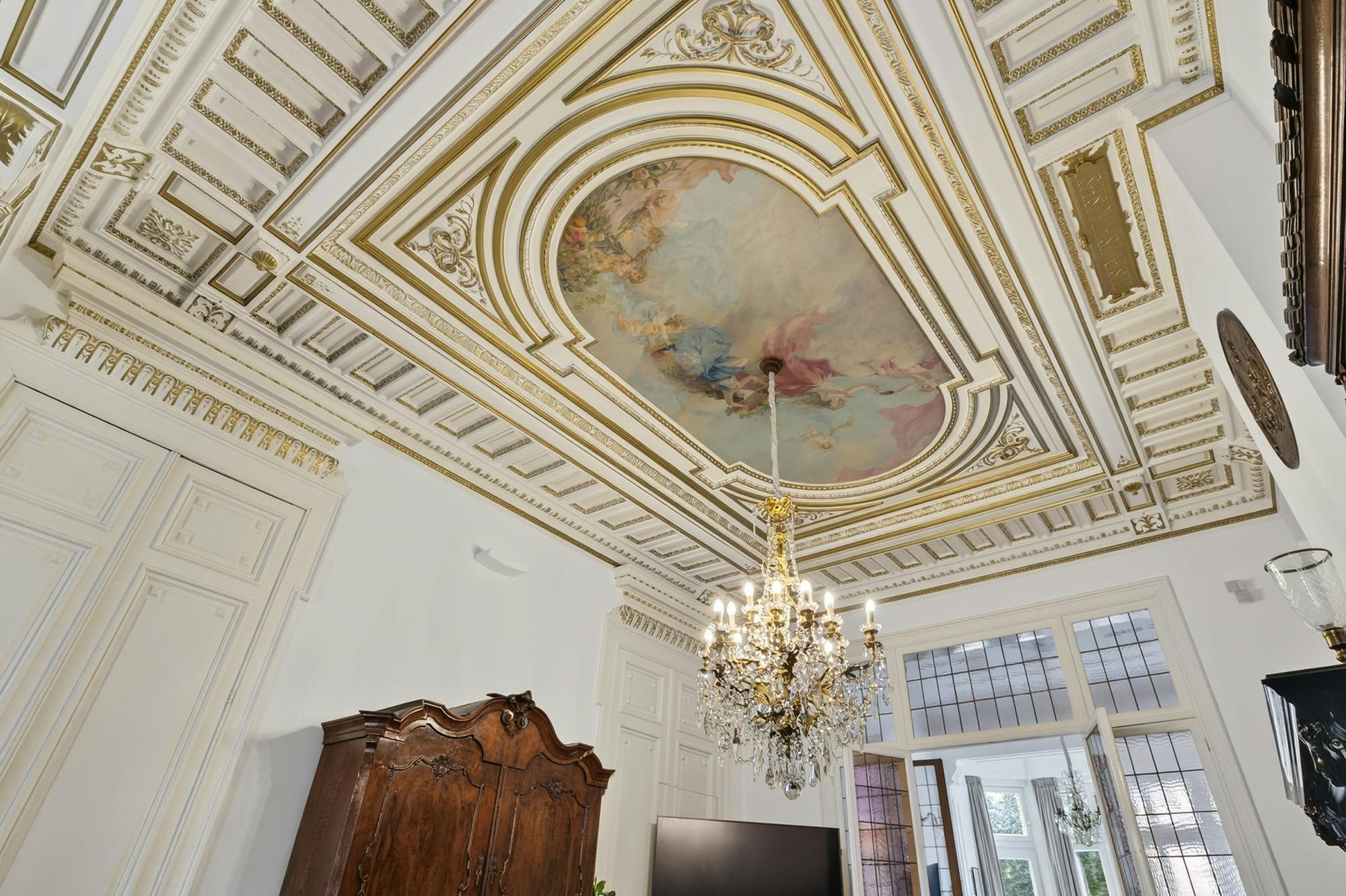 Karaktervolle herenhuis met polyvalent karakter in Terhagen foto 5