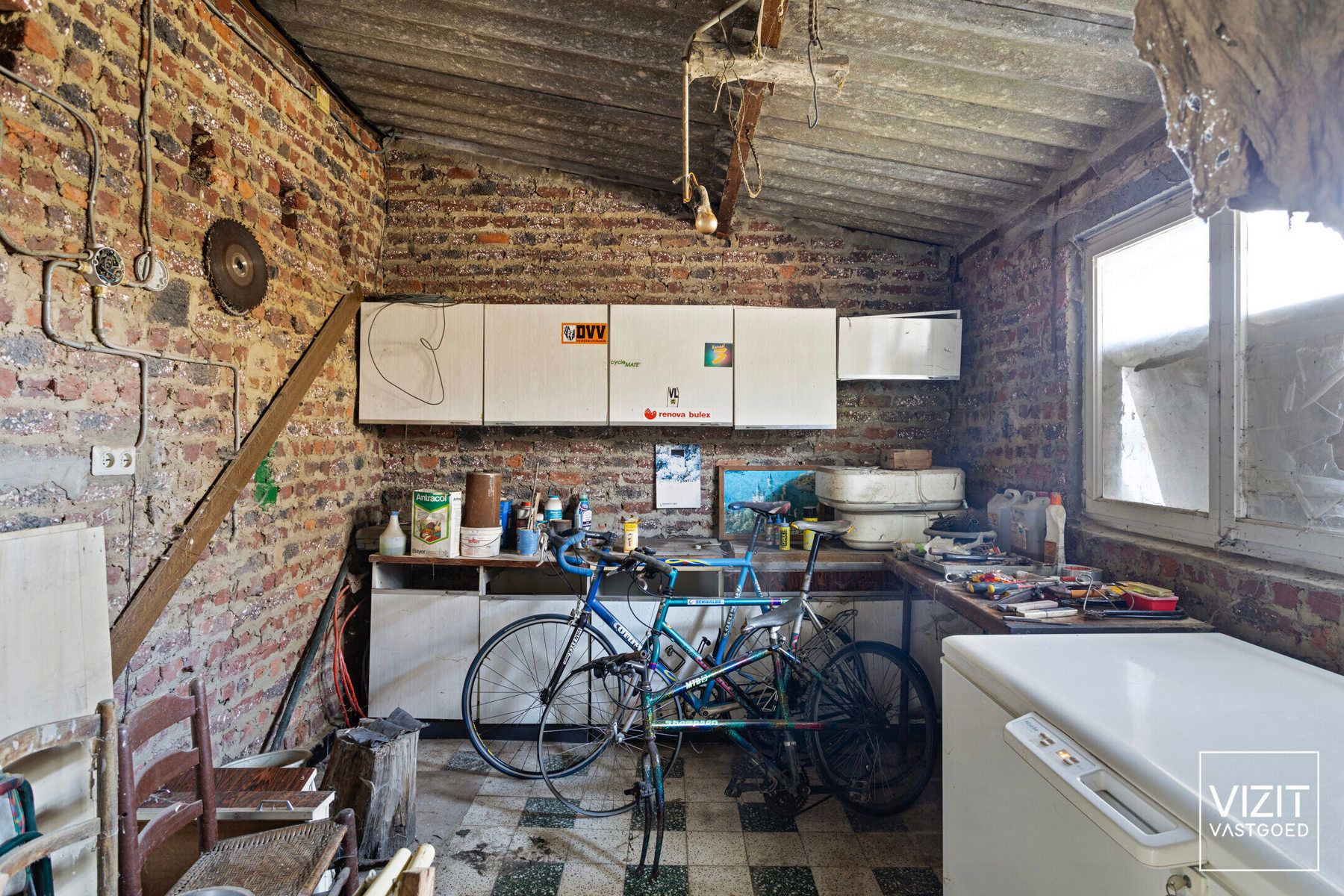 Te renoveren woning met potentieel in Denderhoutem foto 20