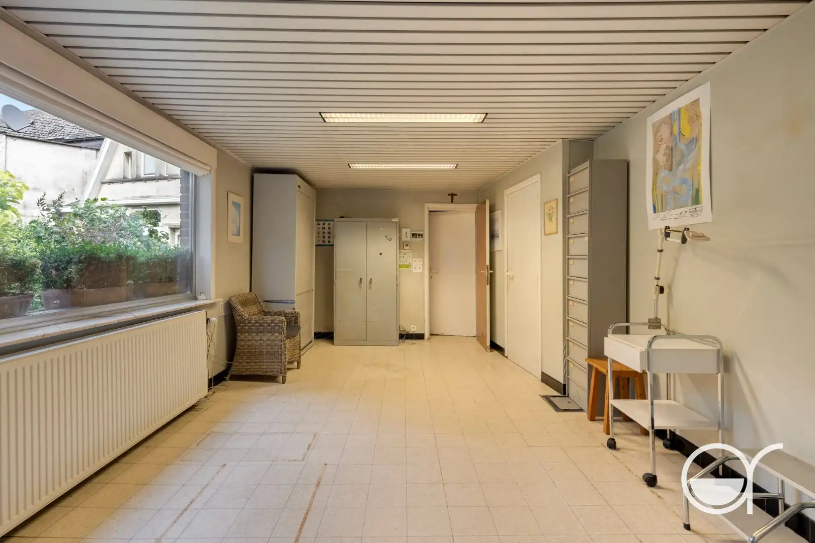 Statige op te frissen dokterswoning met praktijk, APPARTEMENT en riante tuin in het hart van Wetteren foto 23
